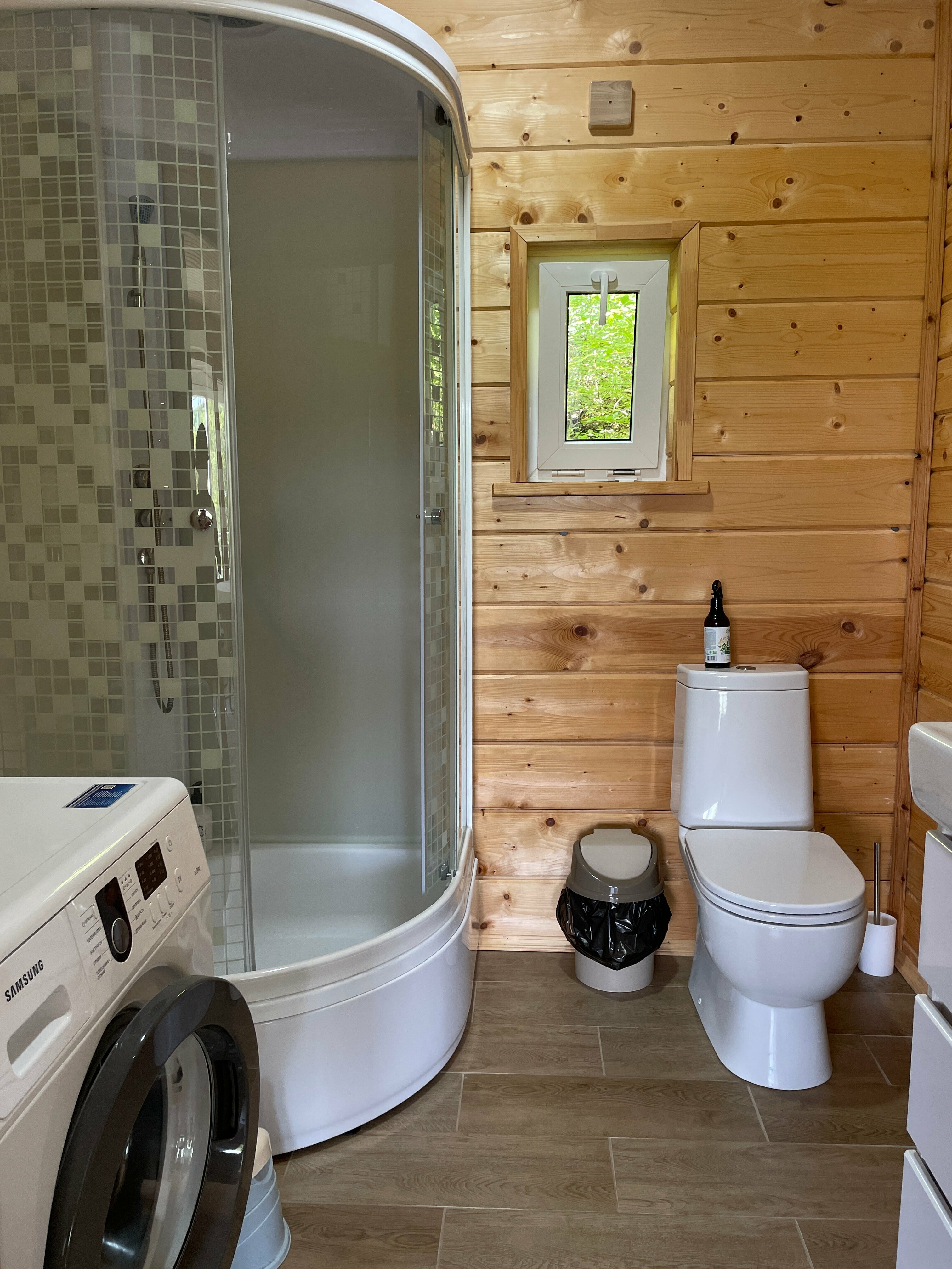 Дом с видом на озеро