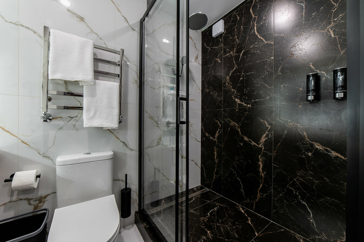 Улучшенный номер с кроватью размера «king-size»