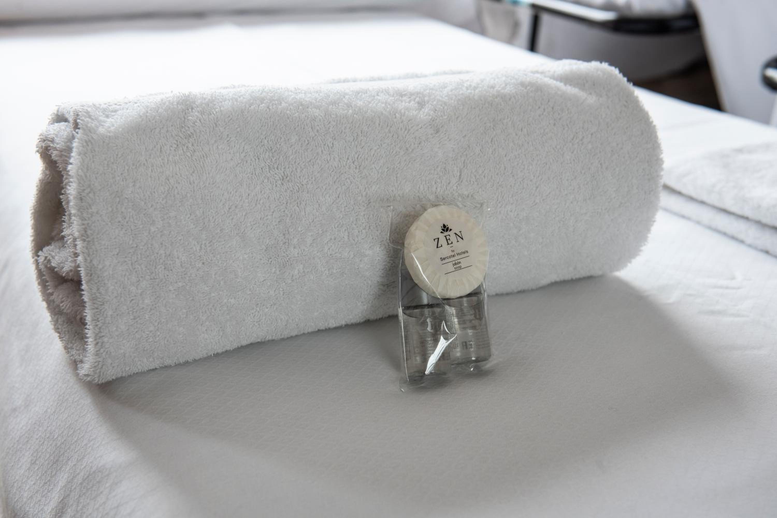 Junior Suite (2 Adults + 3 Children)