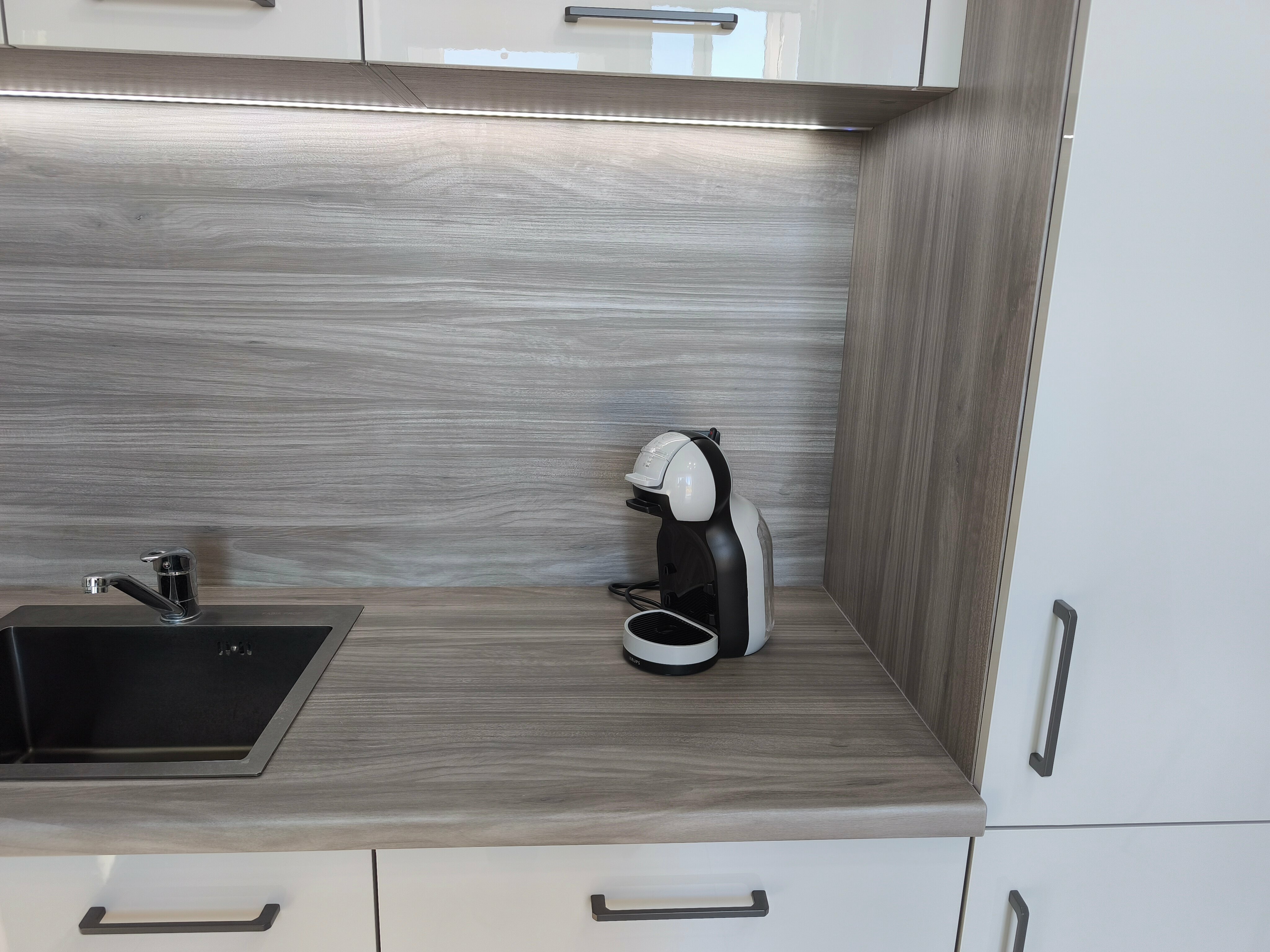 Трехместный номер с балконом