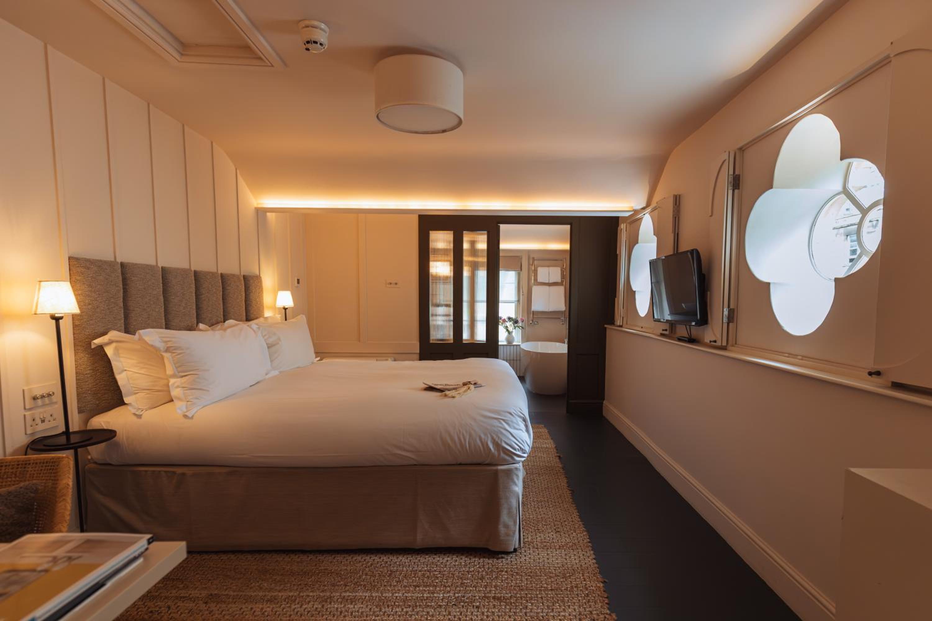 Coach House Guest Room