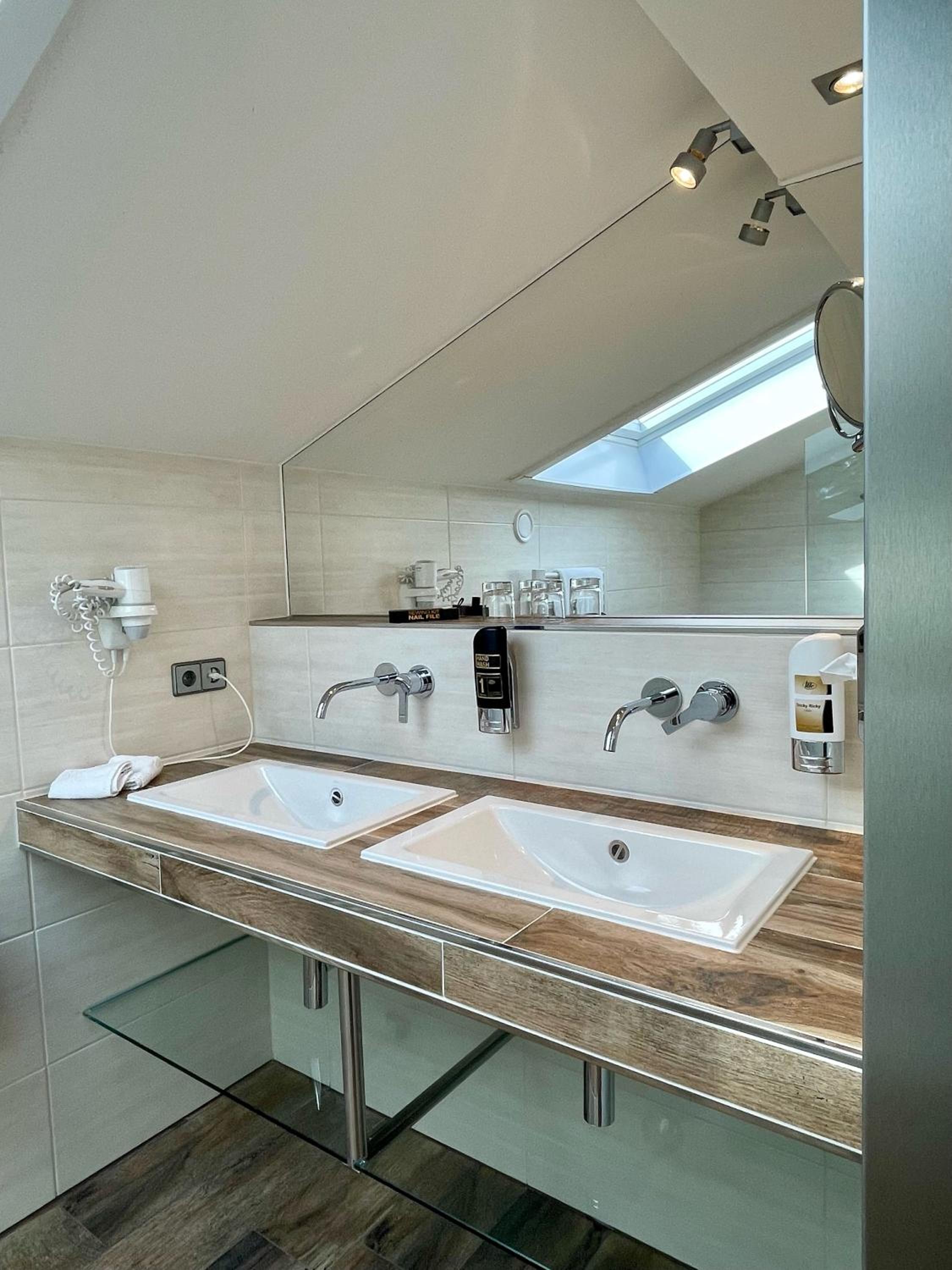 Junior Suite with Mountain View