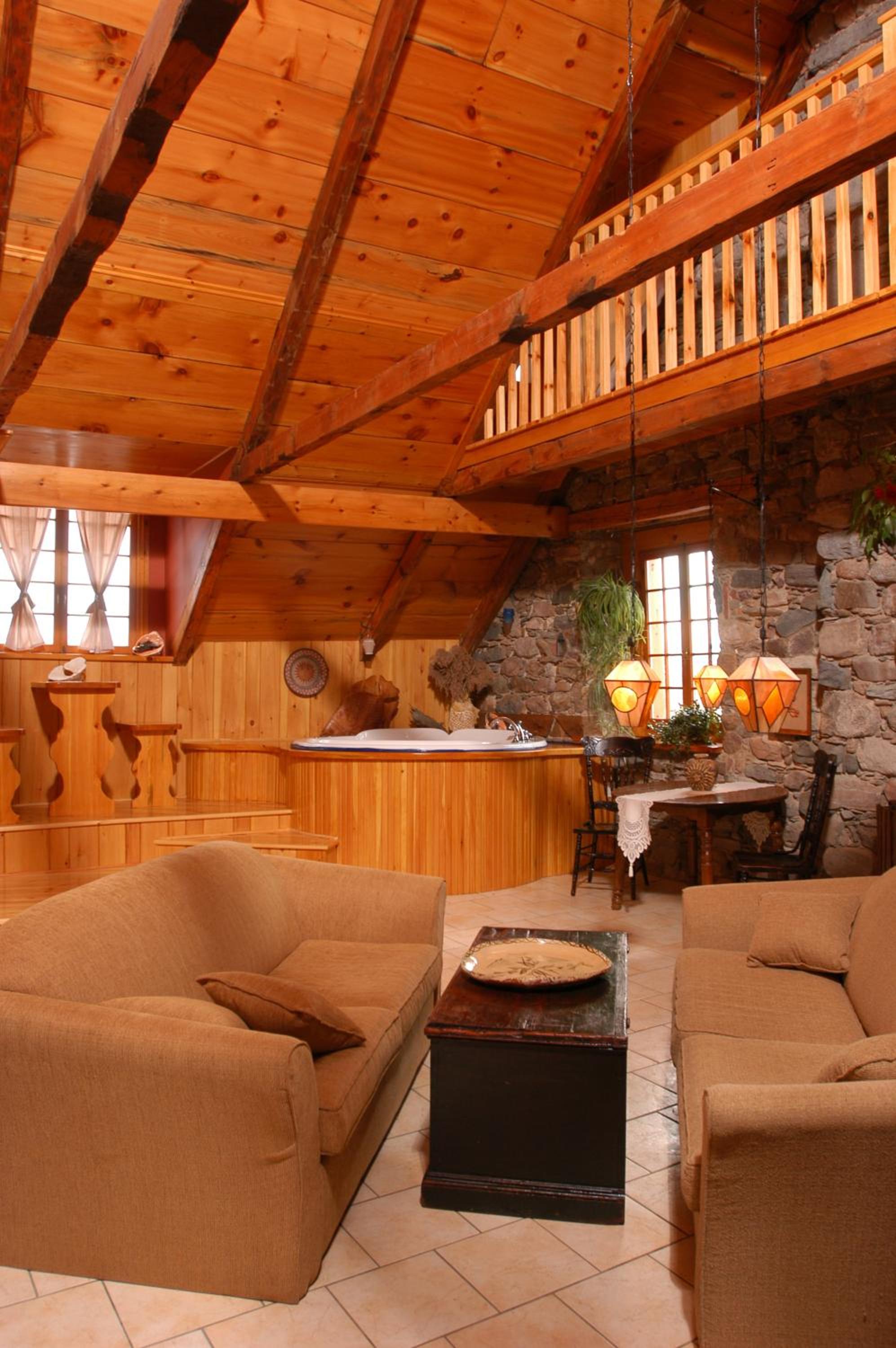 King Suite with Spa Bath