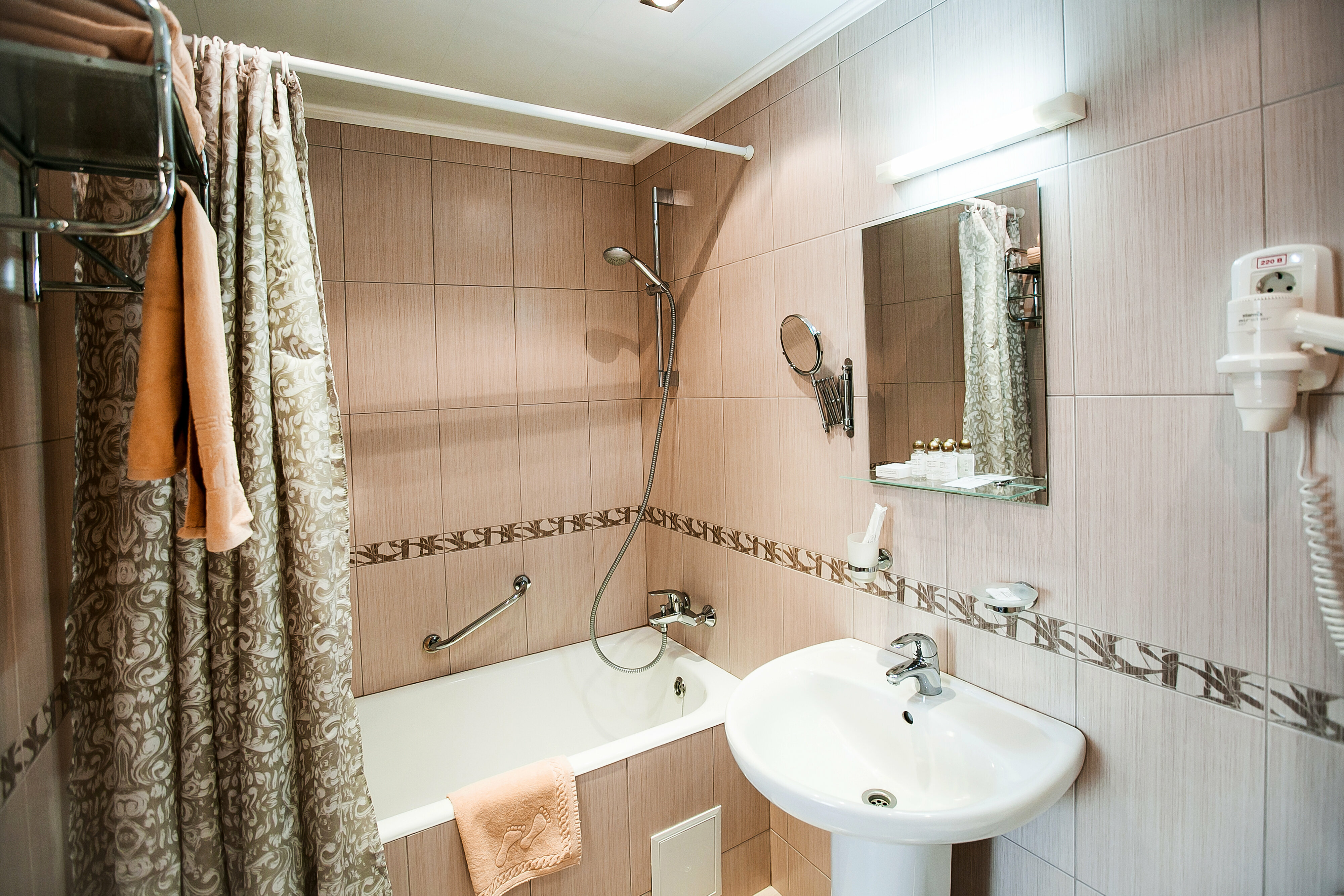 Двухместный номер с 1 кроватью и балконом