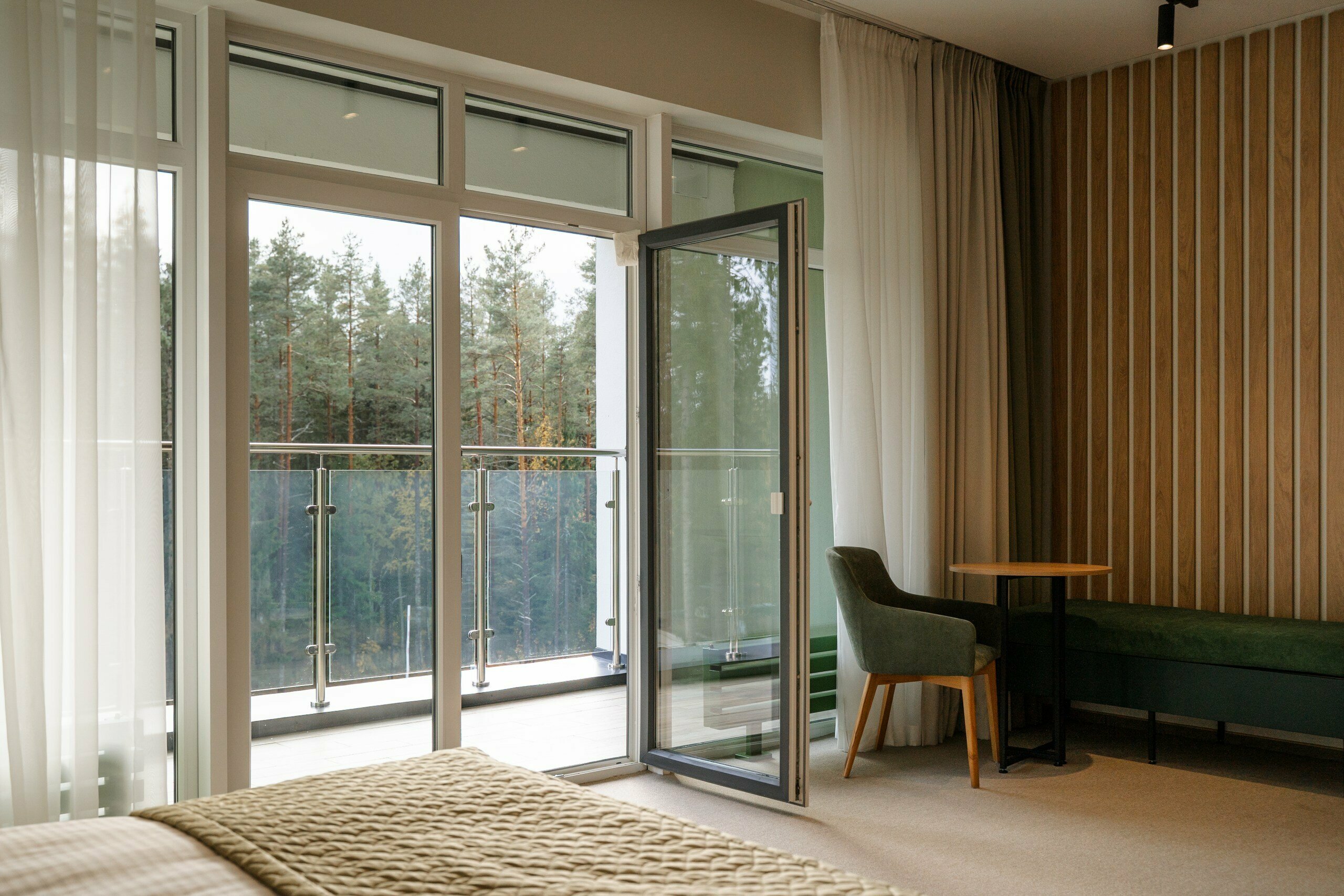 Двухместный номер с 1 кроватью или 2 отдельными кроватями и балконом