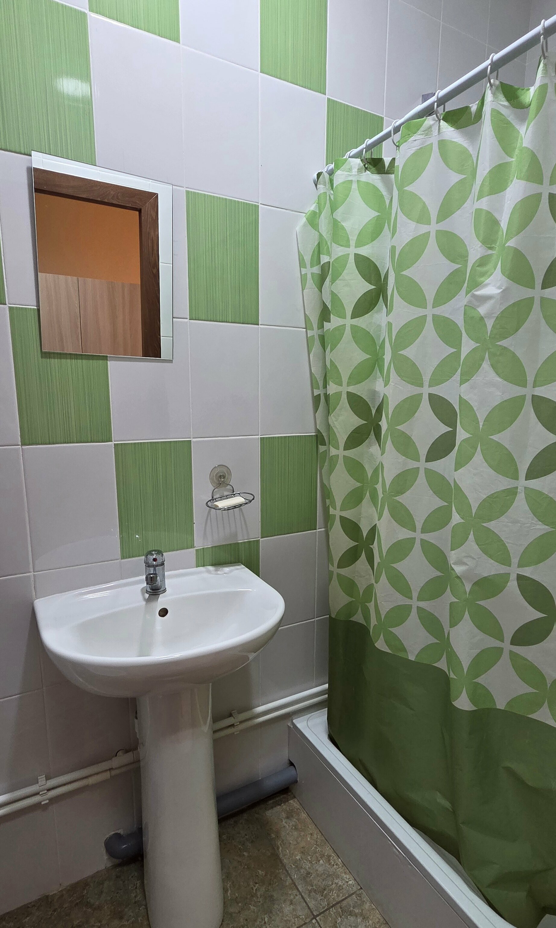 Место в 2-местном номере с душем