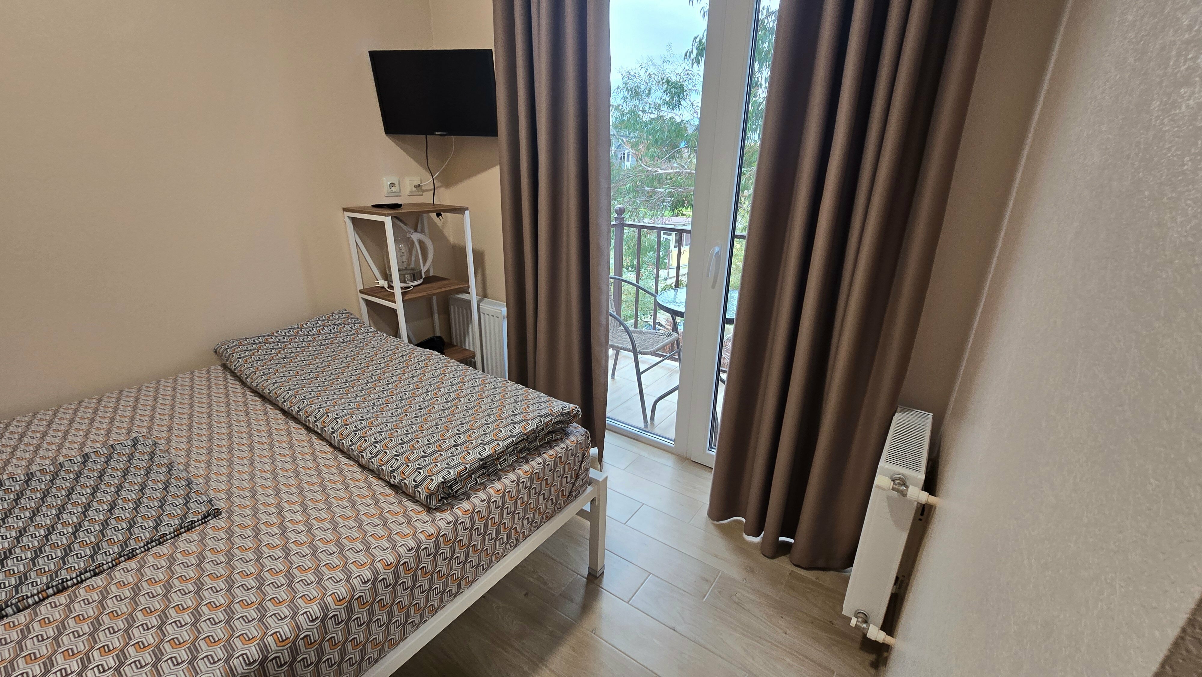 Небольшой двухместный номер с 1 кроватью