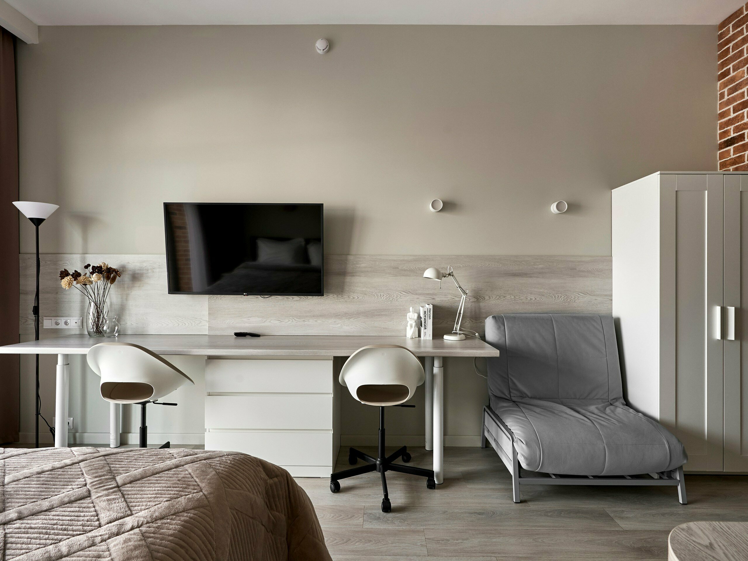 Студия для 3-х Гостей