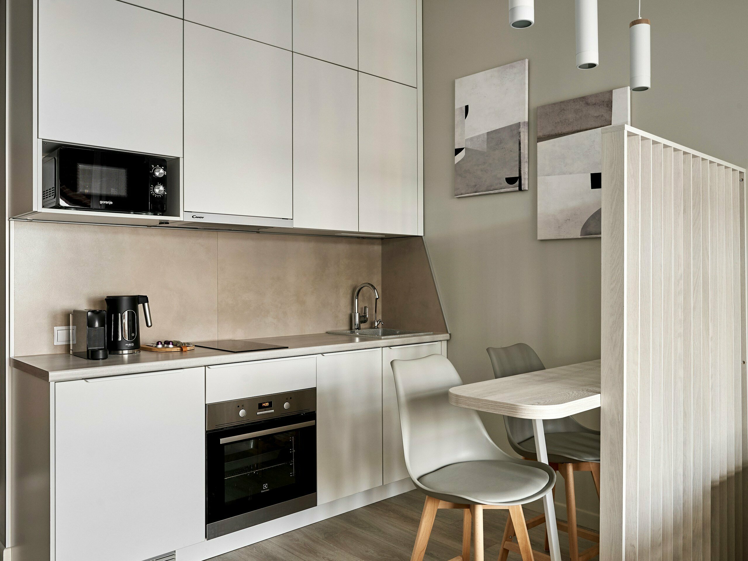 Студия для 3-х Гостей