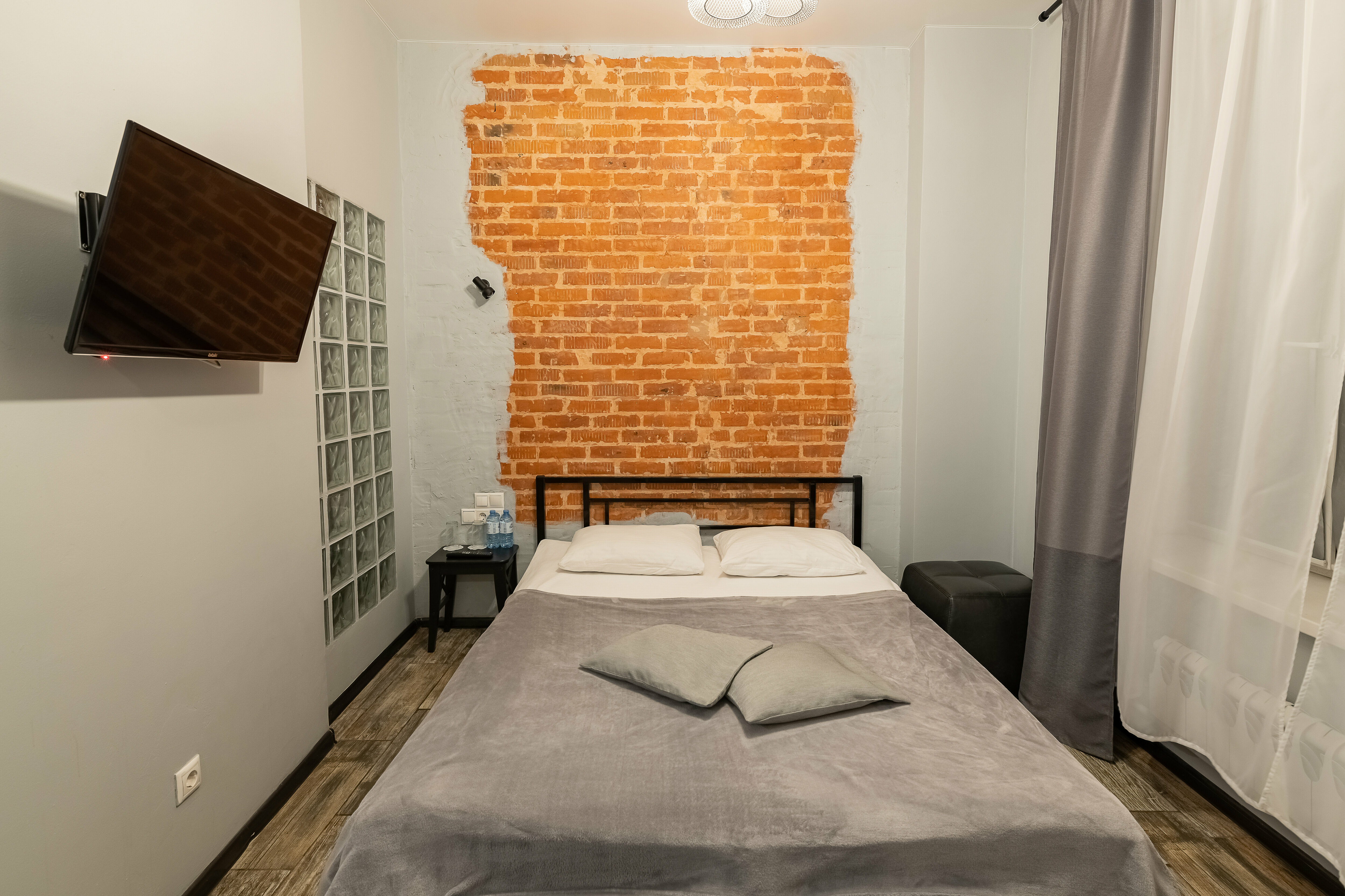 Большой двухместный номер с 1 кроватью