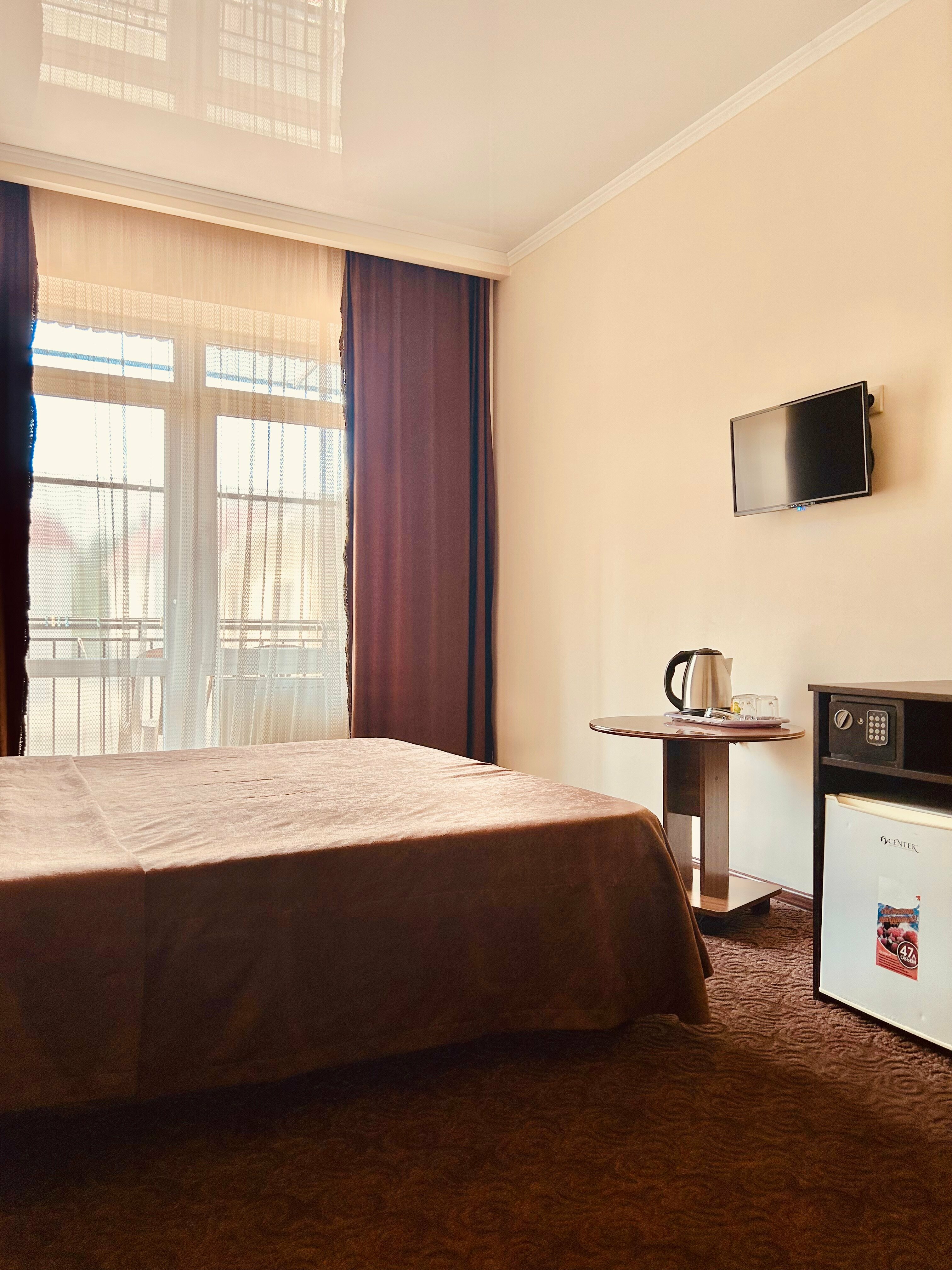 трехместный стандарт с балконом