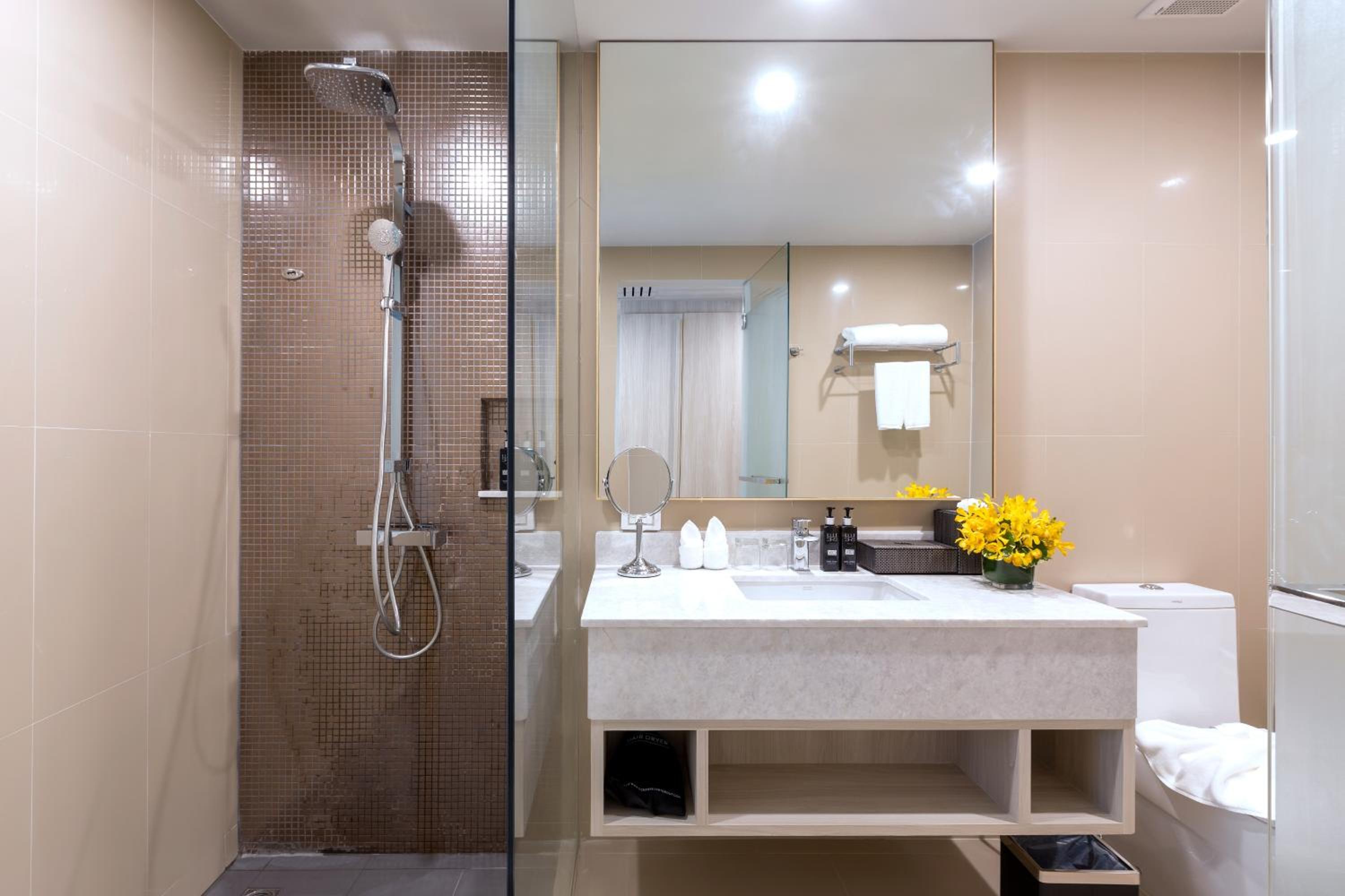 Deluxe Double or Twin Room with Pool Access - Beach Wing