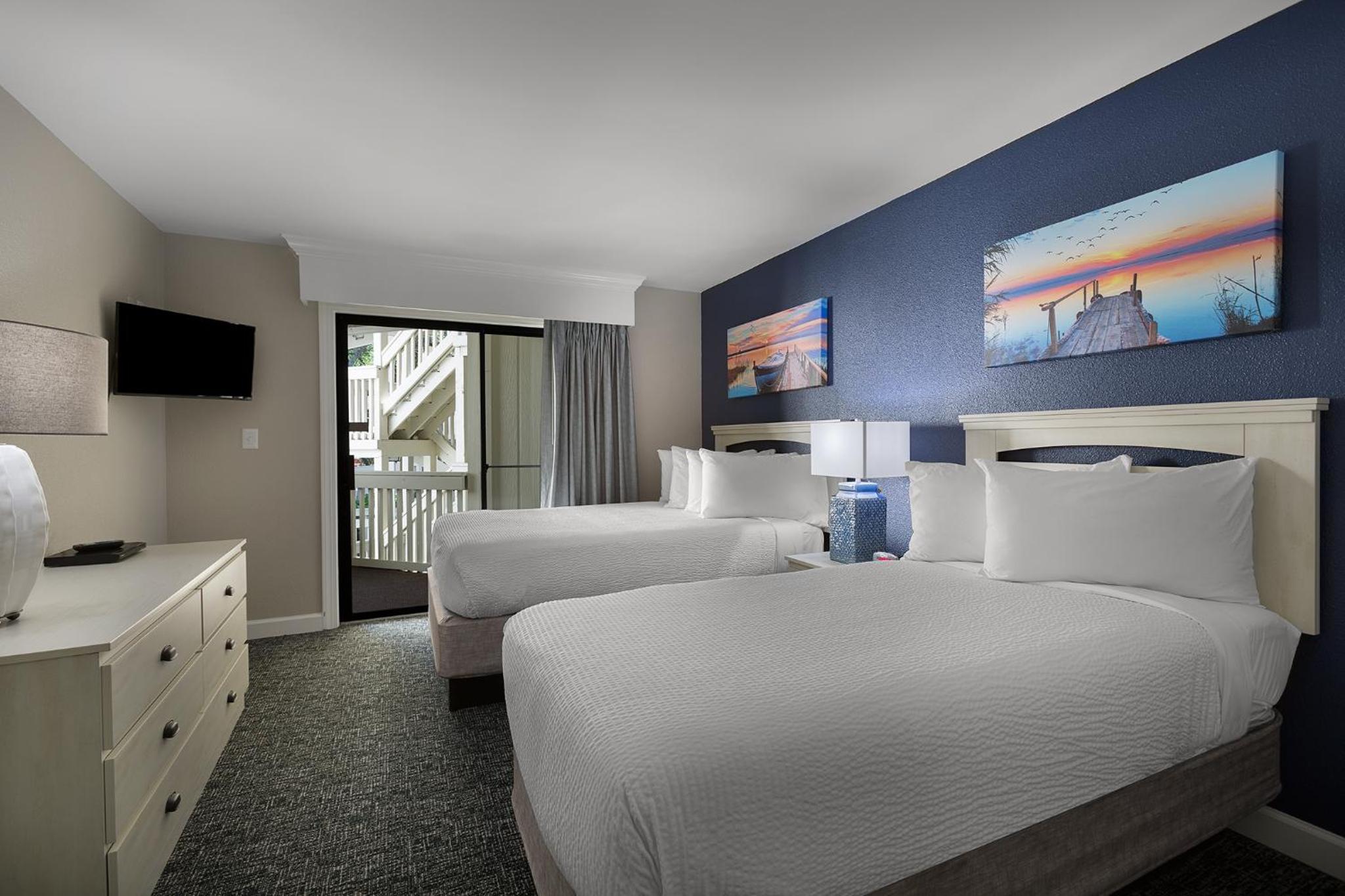 Chelsea Deluxe Two Bedroom Condo