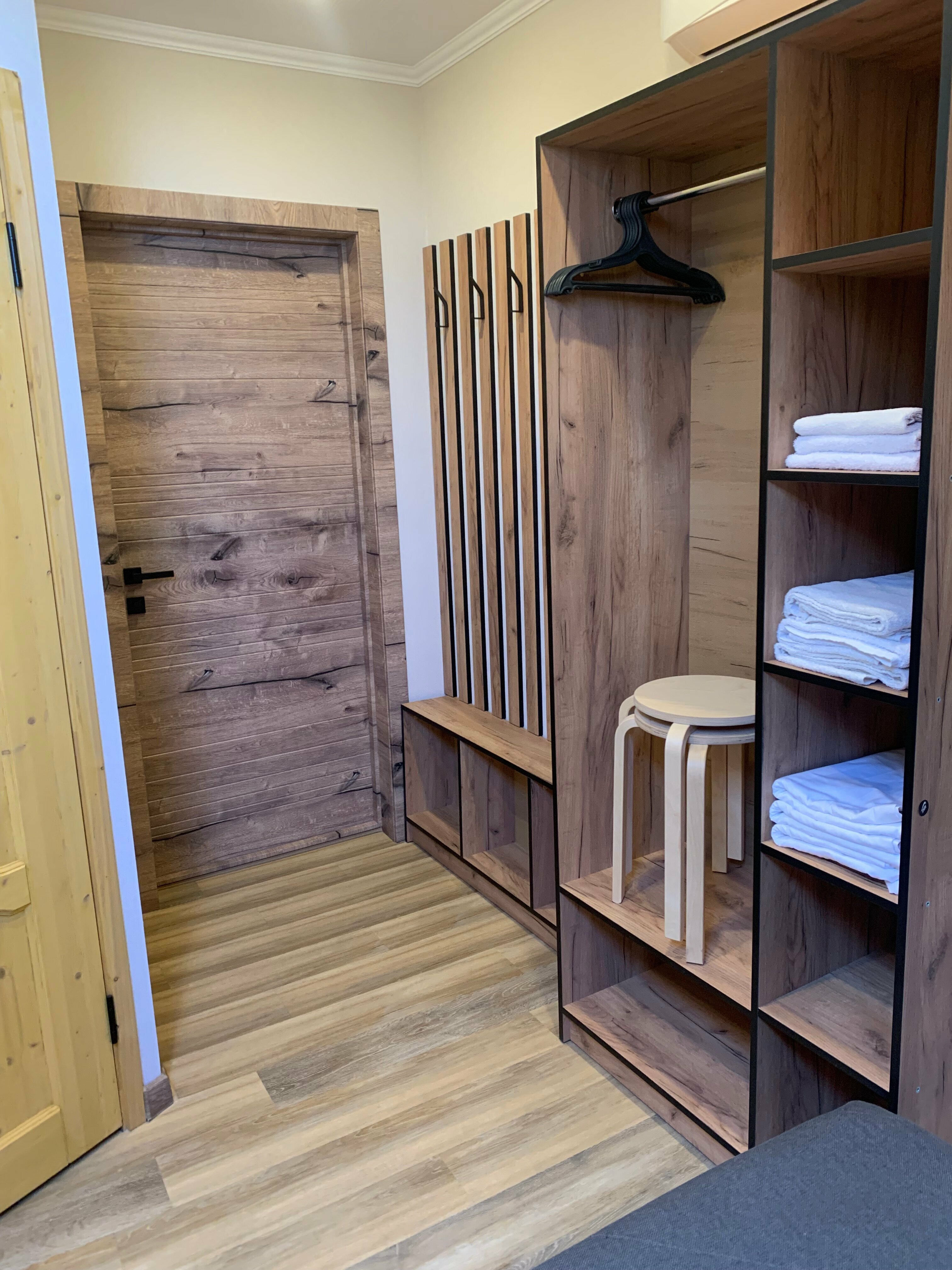 Трехместный номер эконом-класса