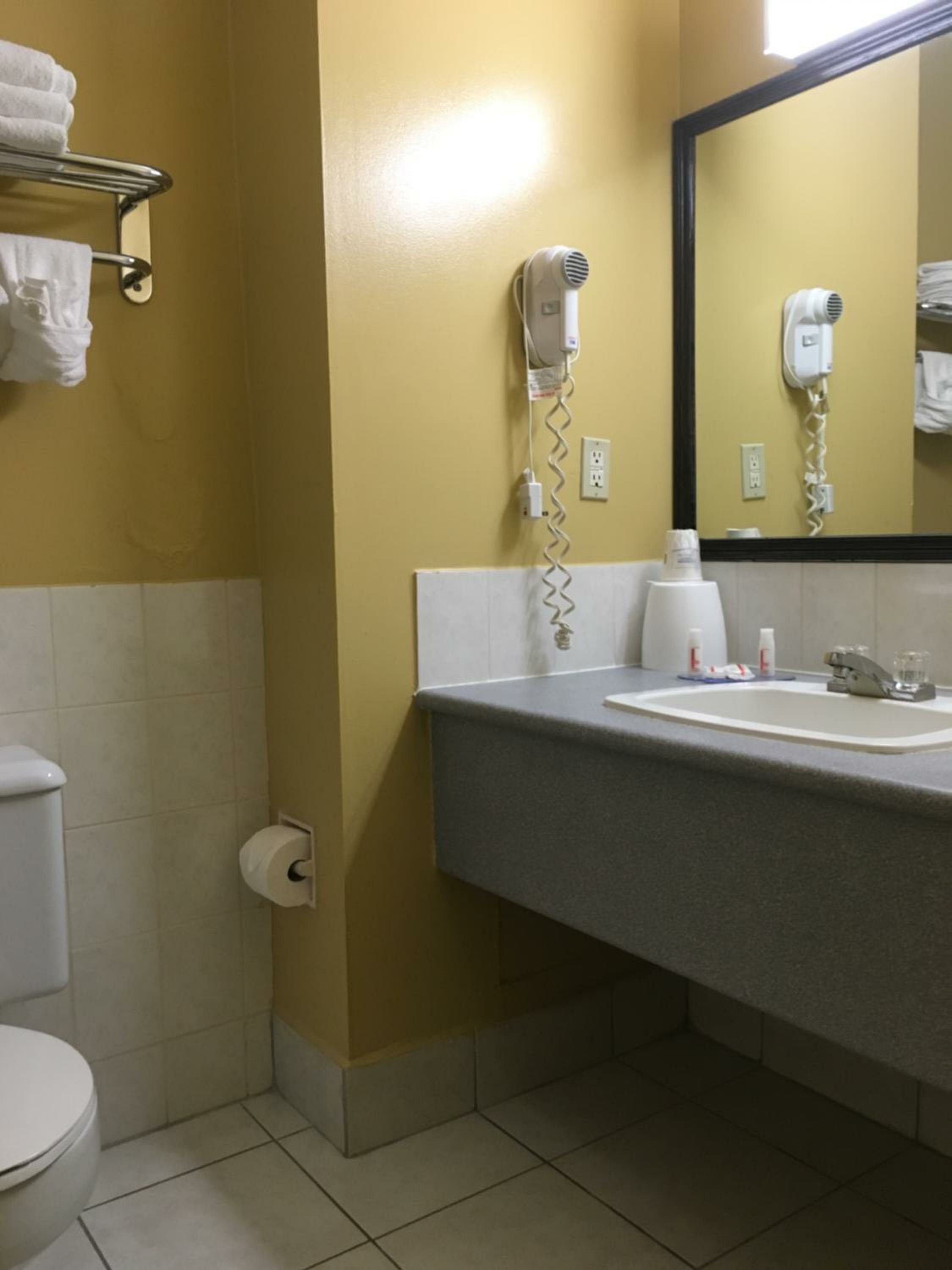 King Room - Ground Floor/Non-Smoking
