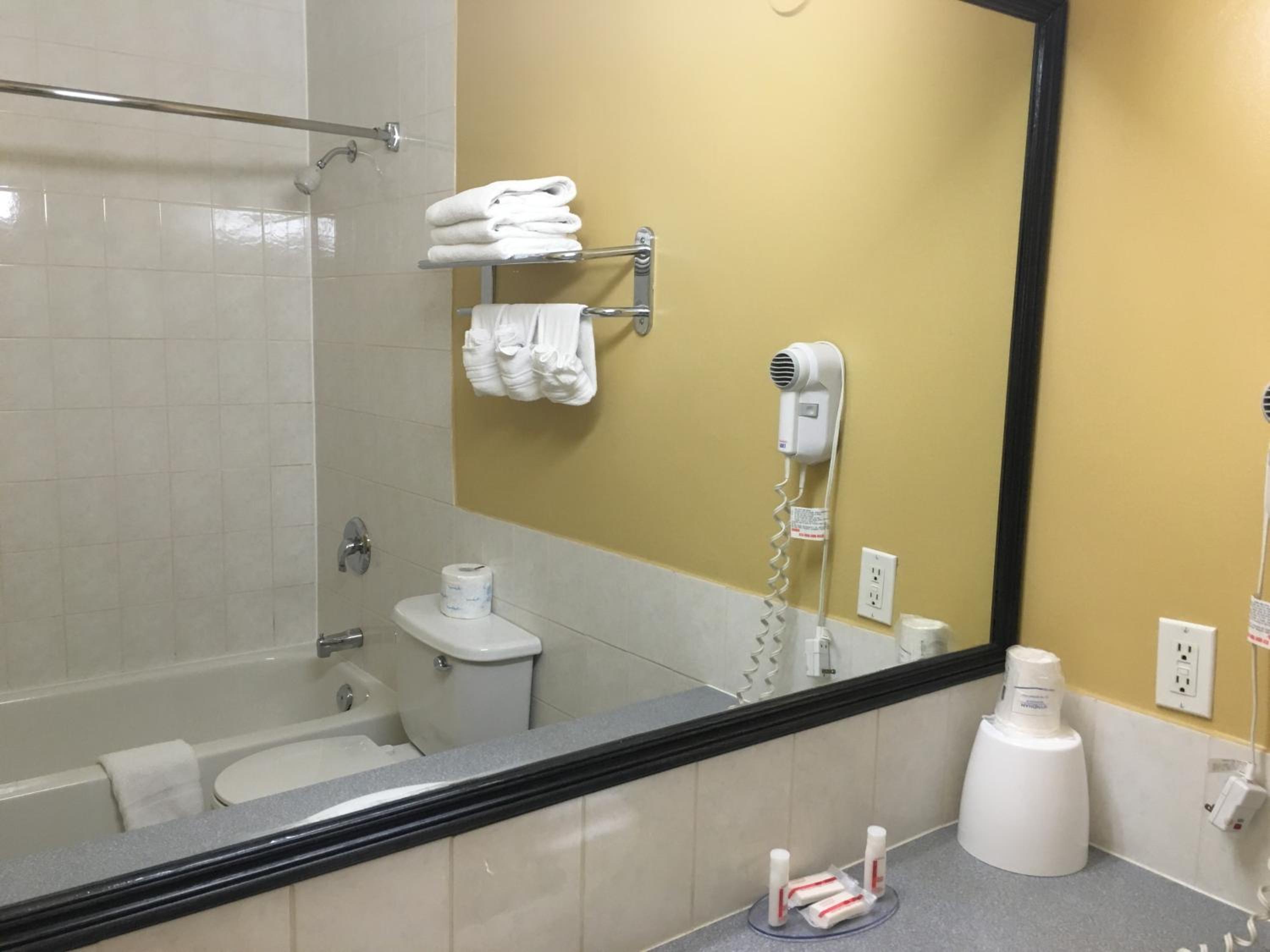 King Room - Ground Floor/Non-Smoking