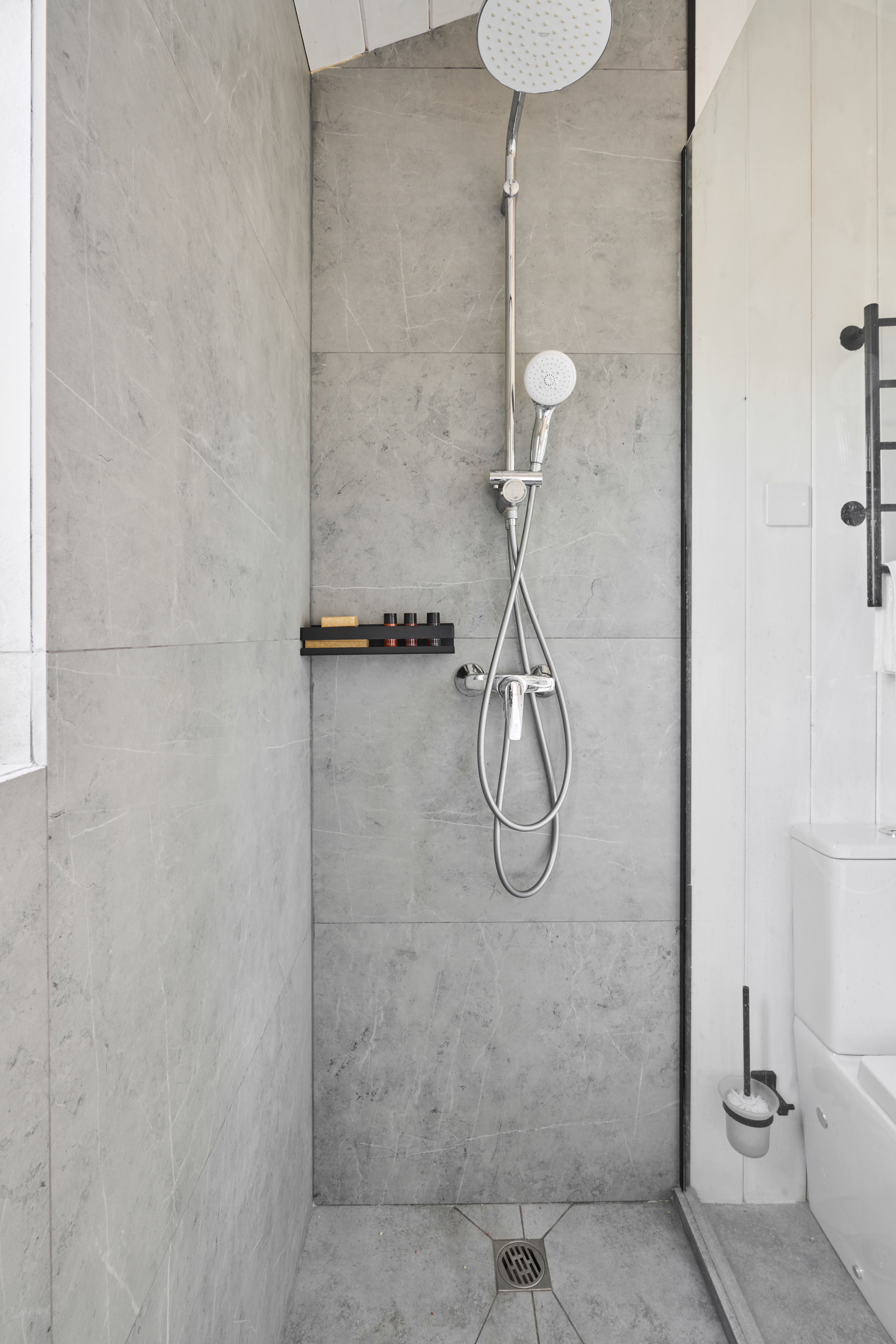 FOREST BBQ PARKLANE RESIDENCE