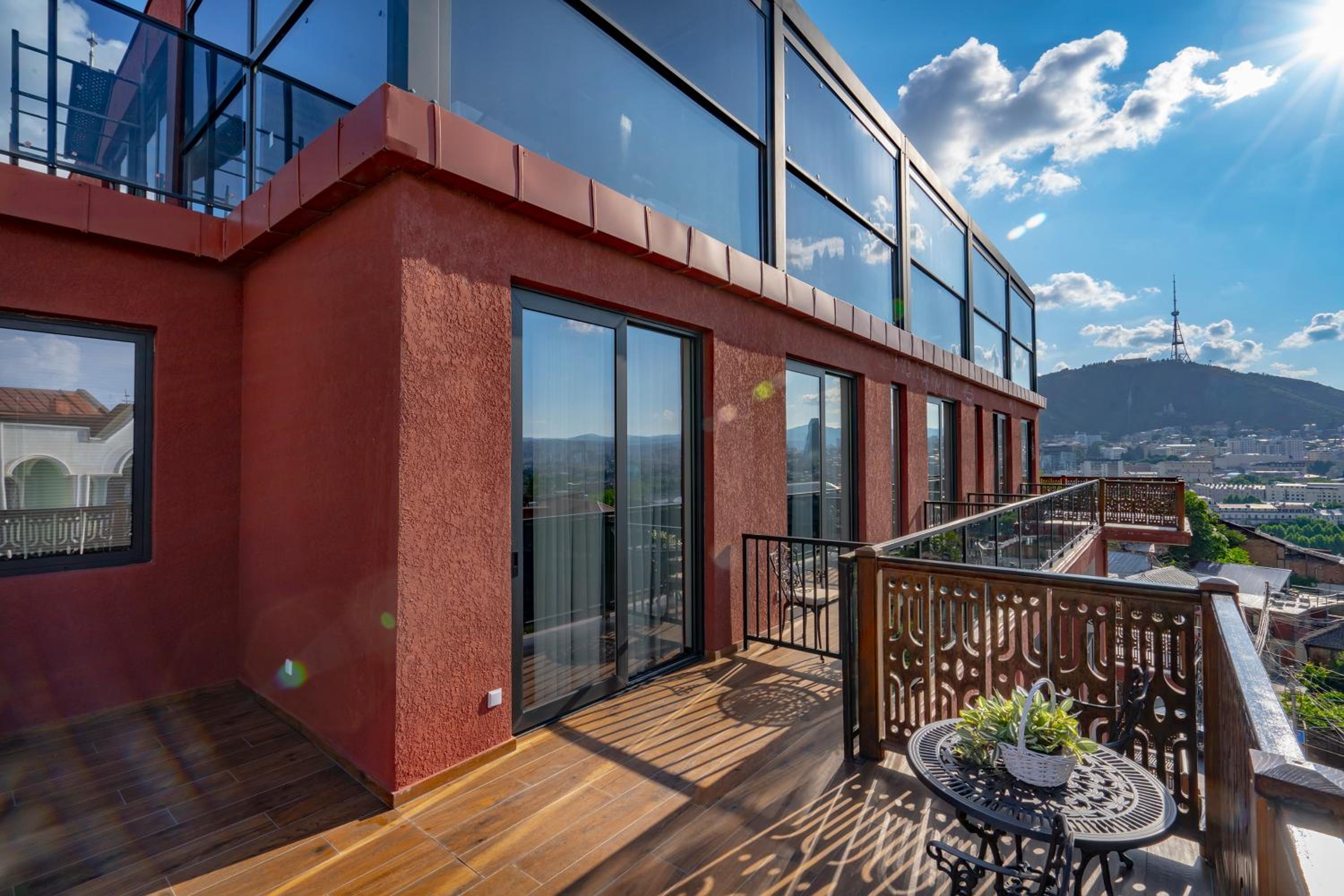 Deluxe Double or Twin Room with Balcony
