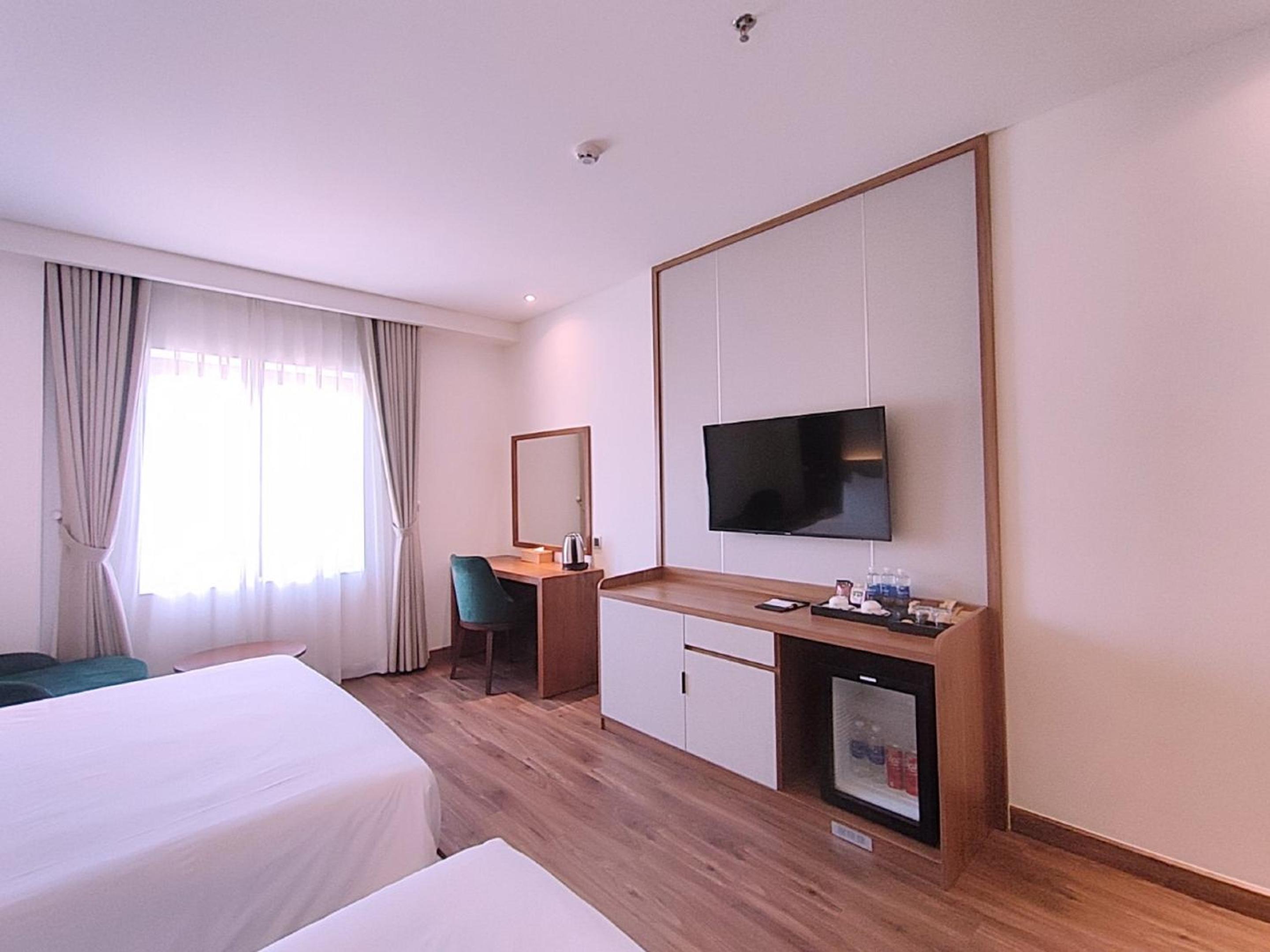 Triple Room with Garden View