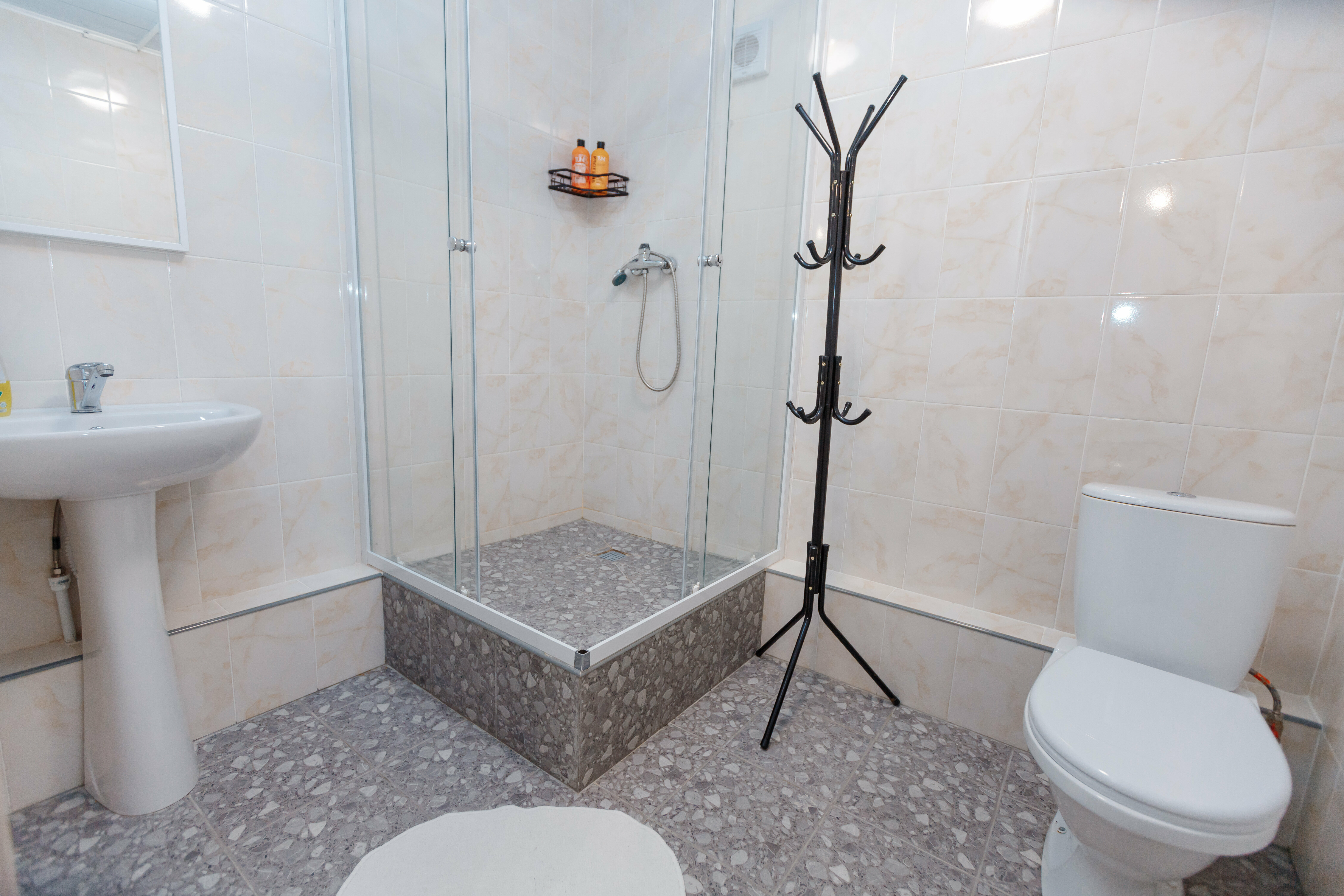 8-миместный