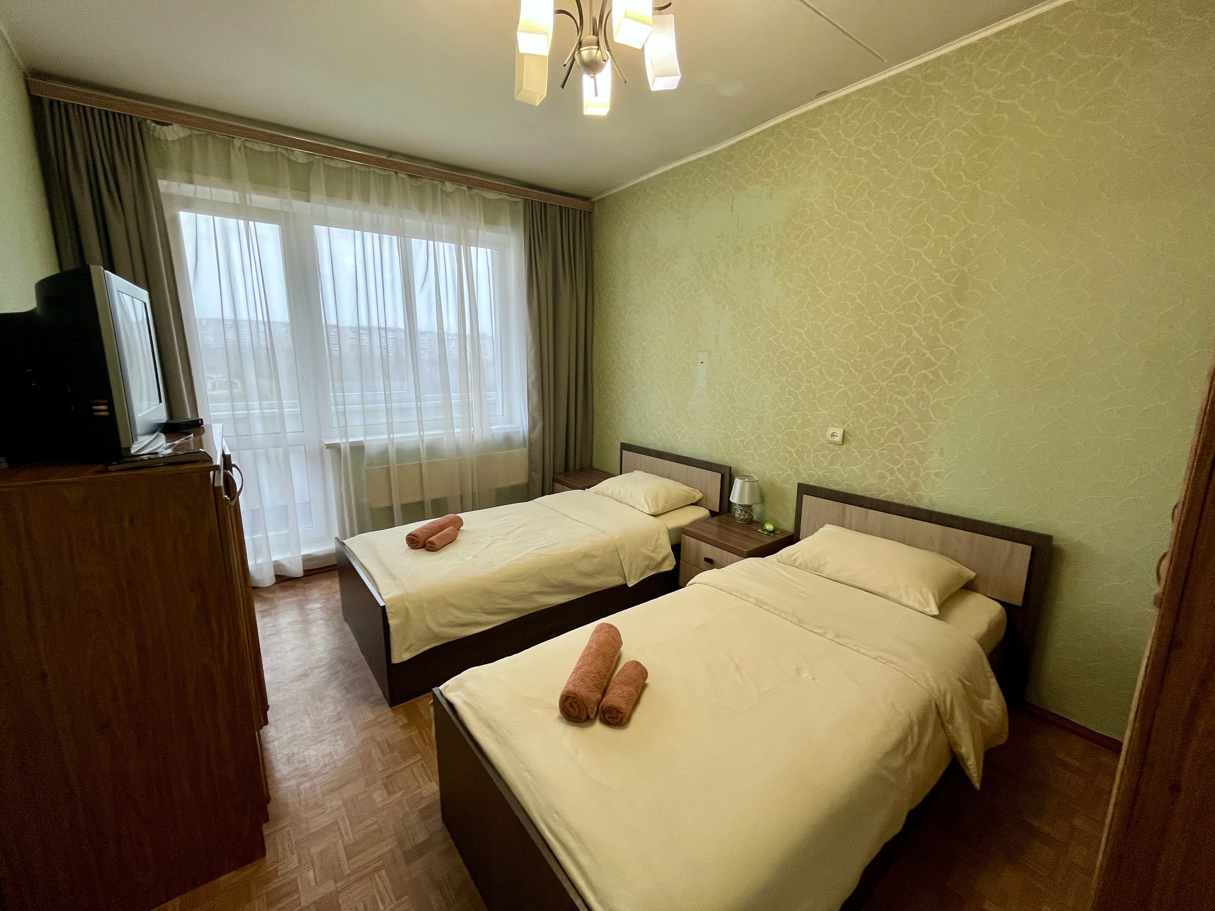 Трехкомнатная с большой лоджией