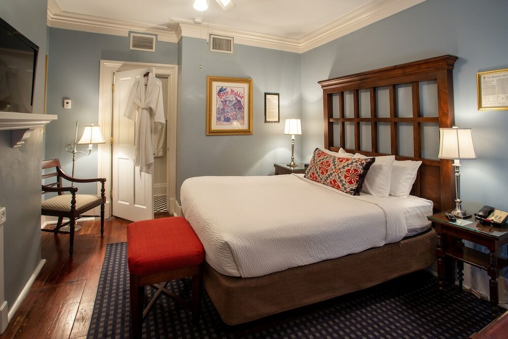 Classic Room, 1 Queen Bed