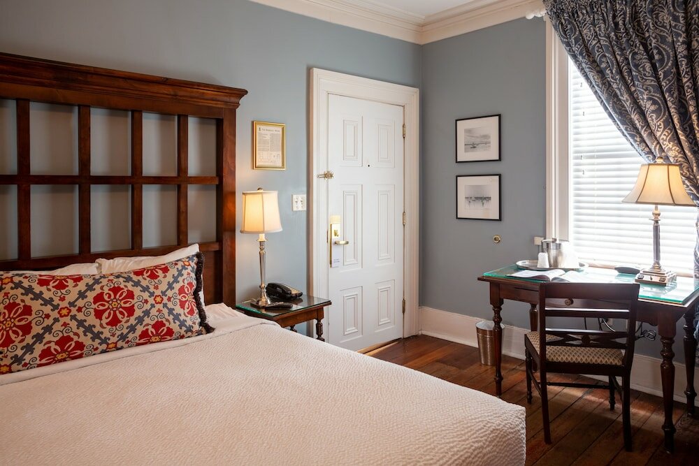 Classic Room, 1 Queen Bed