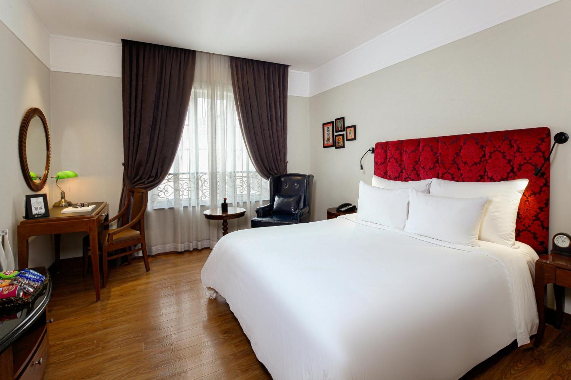 Deluxe Double or Twin Room