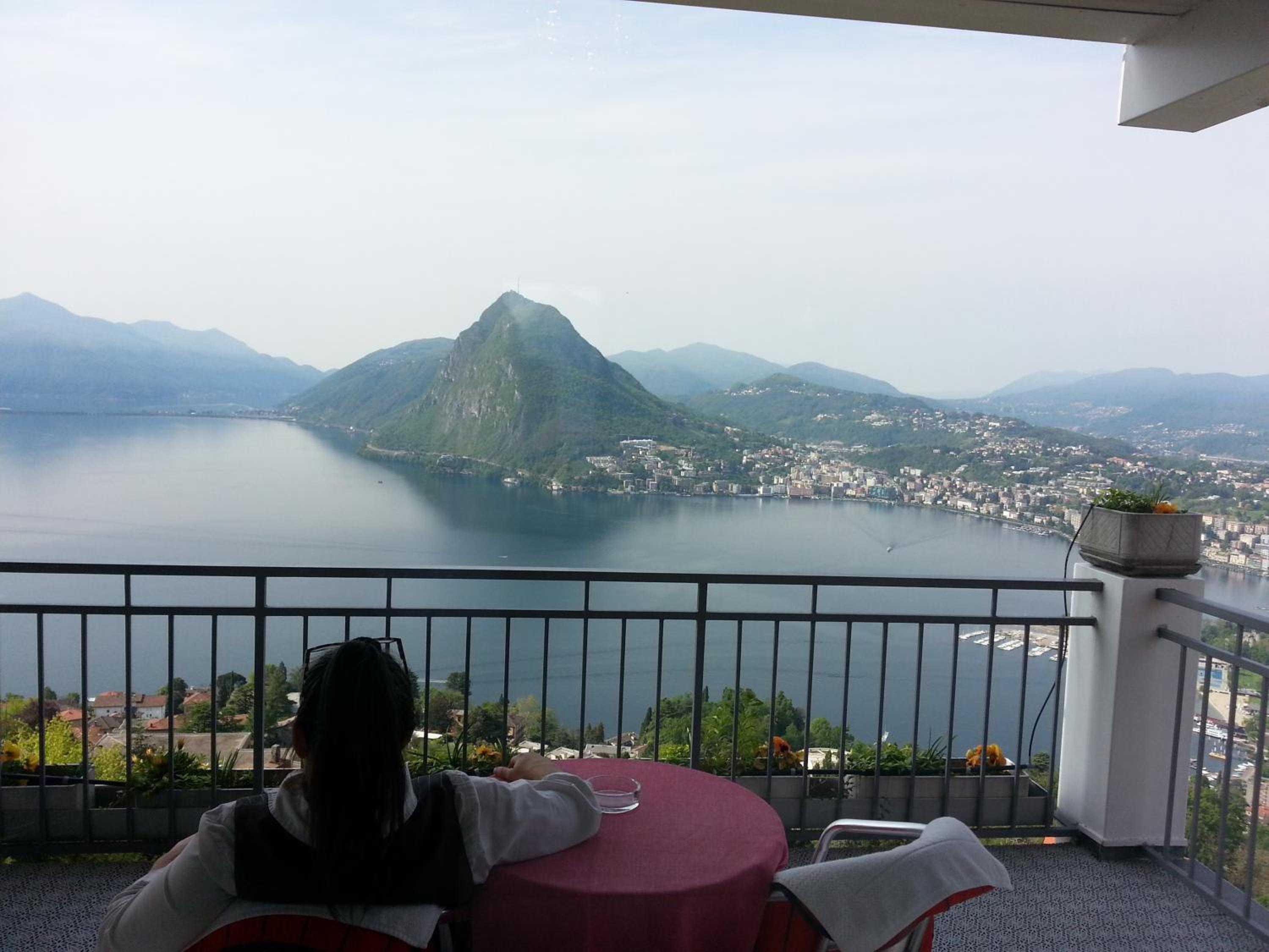 Double Room with Lake View and Balcony
