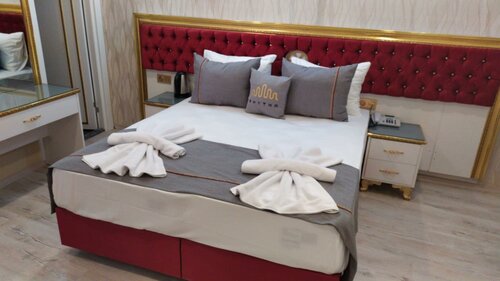 Economy Double Room в Rhythm Hotel