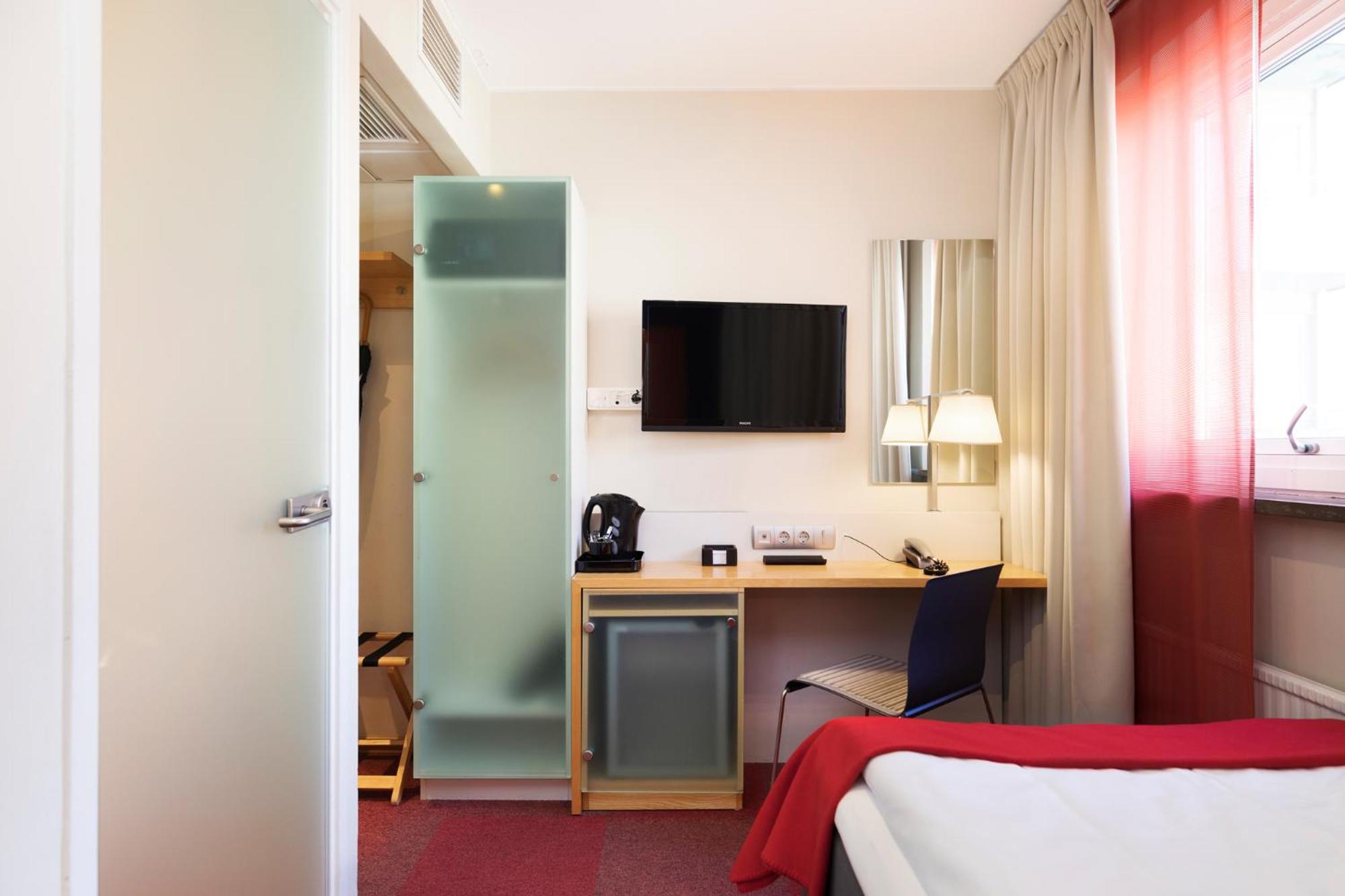 Classic Single Room