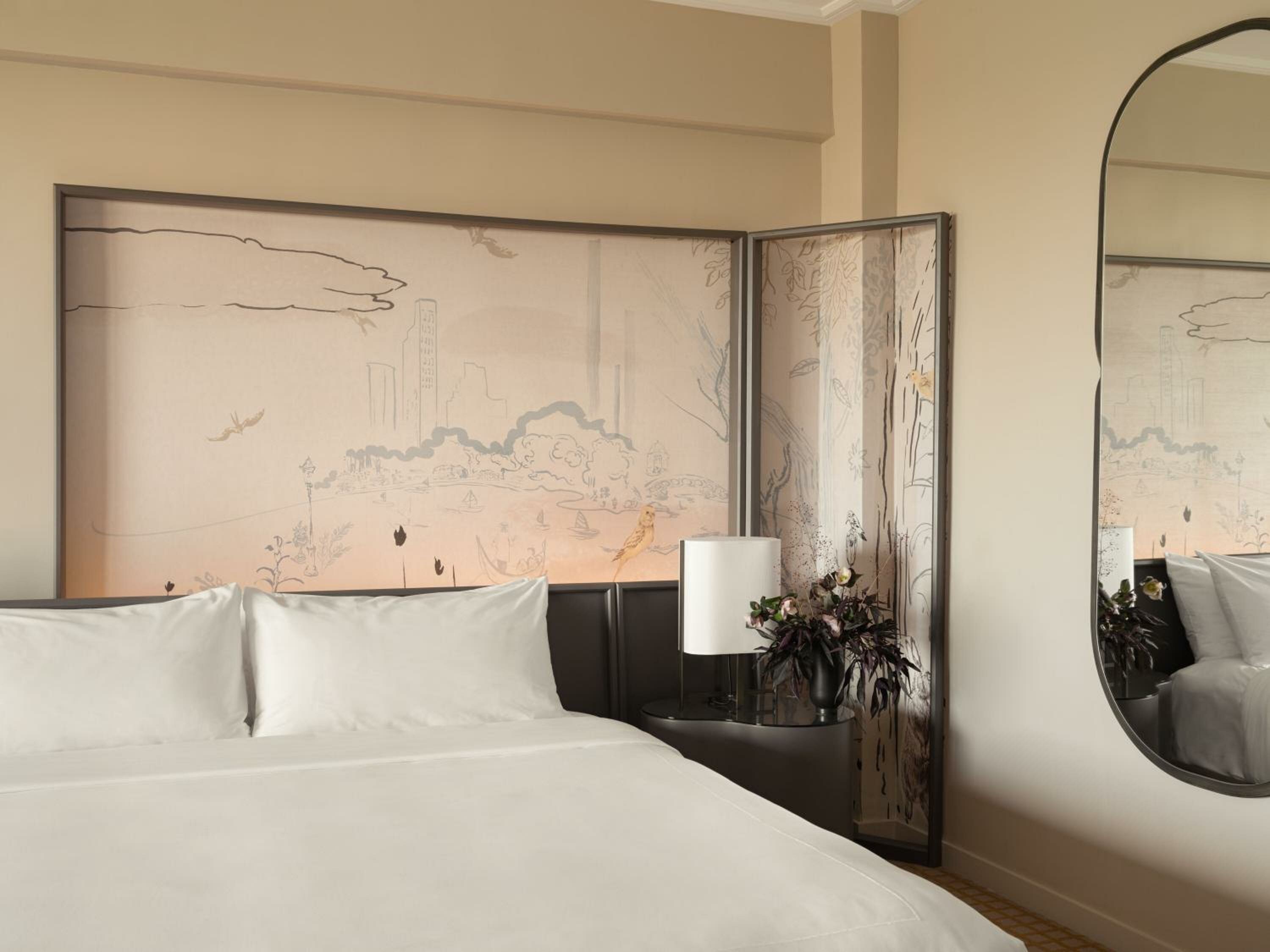 Panoramic Park View Studio Suite