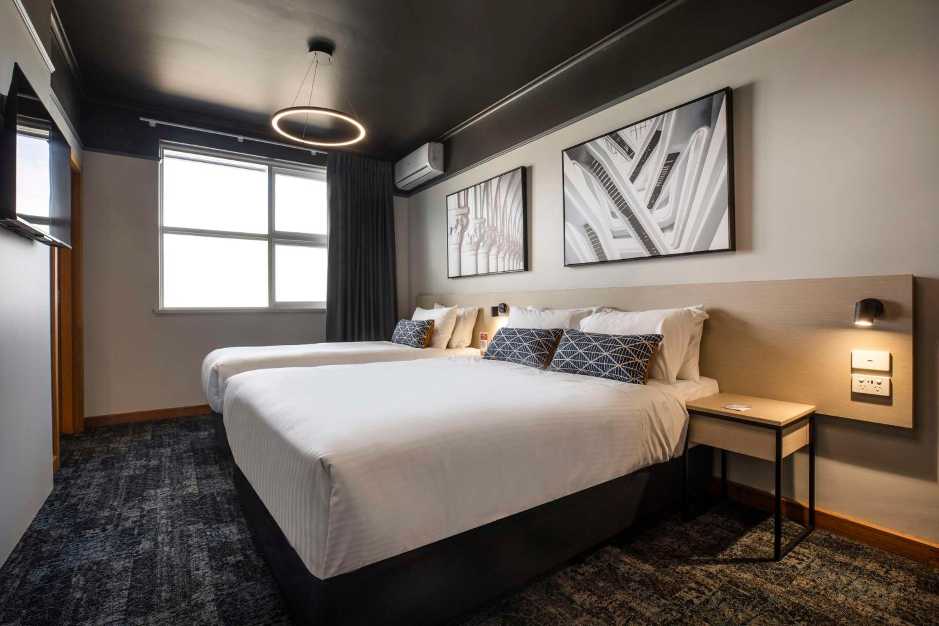 Standard Triple Studio