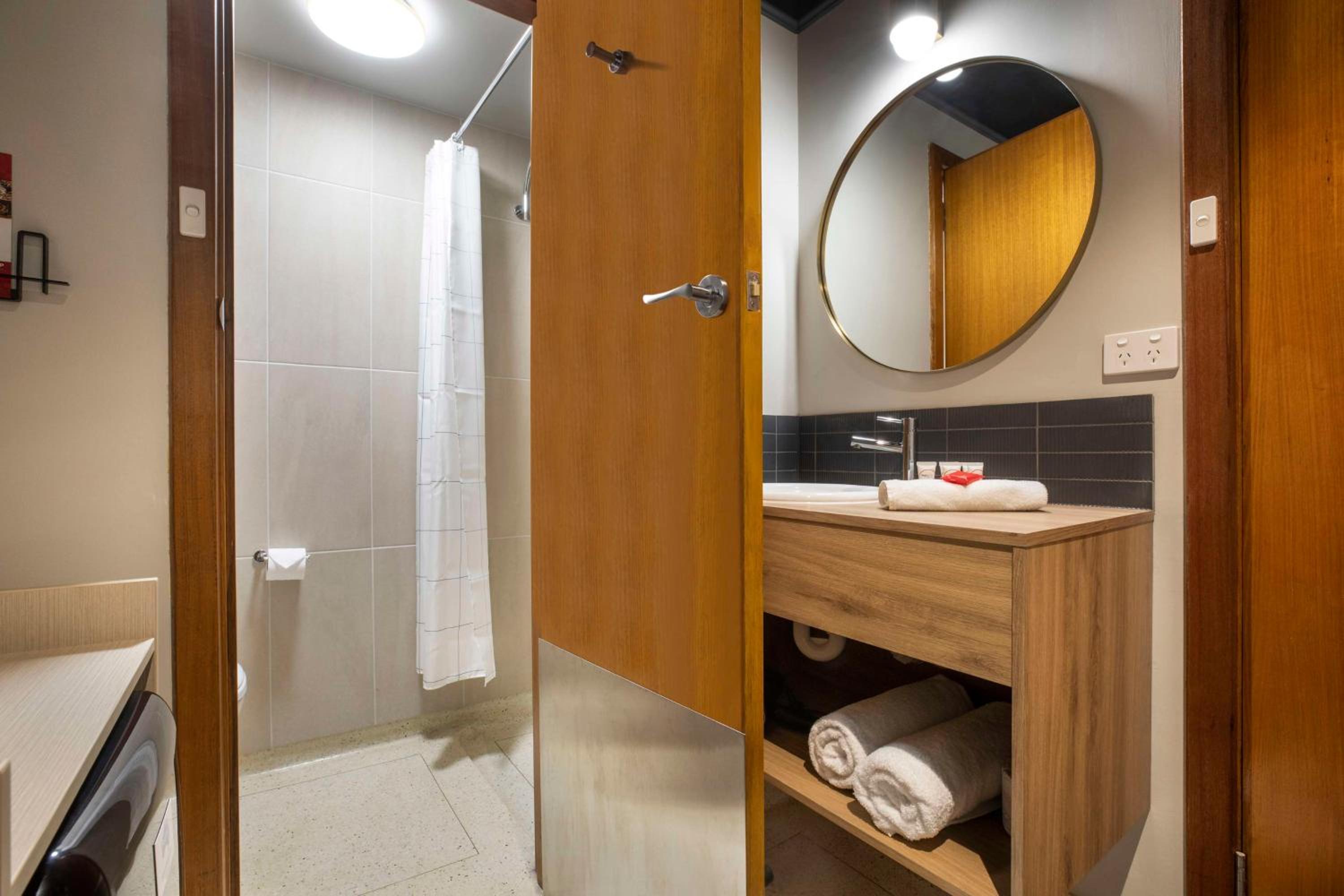 Standard Triple Studio