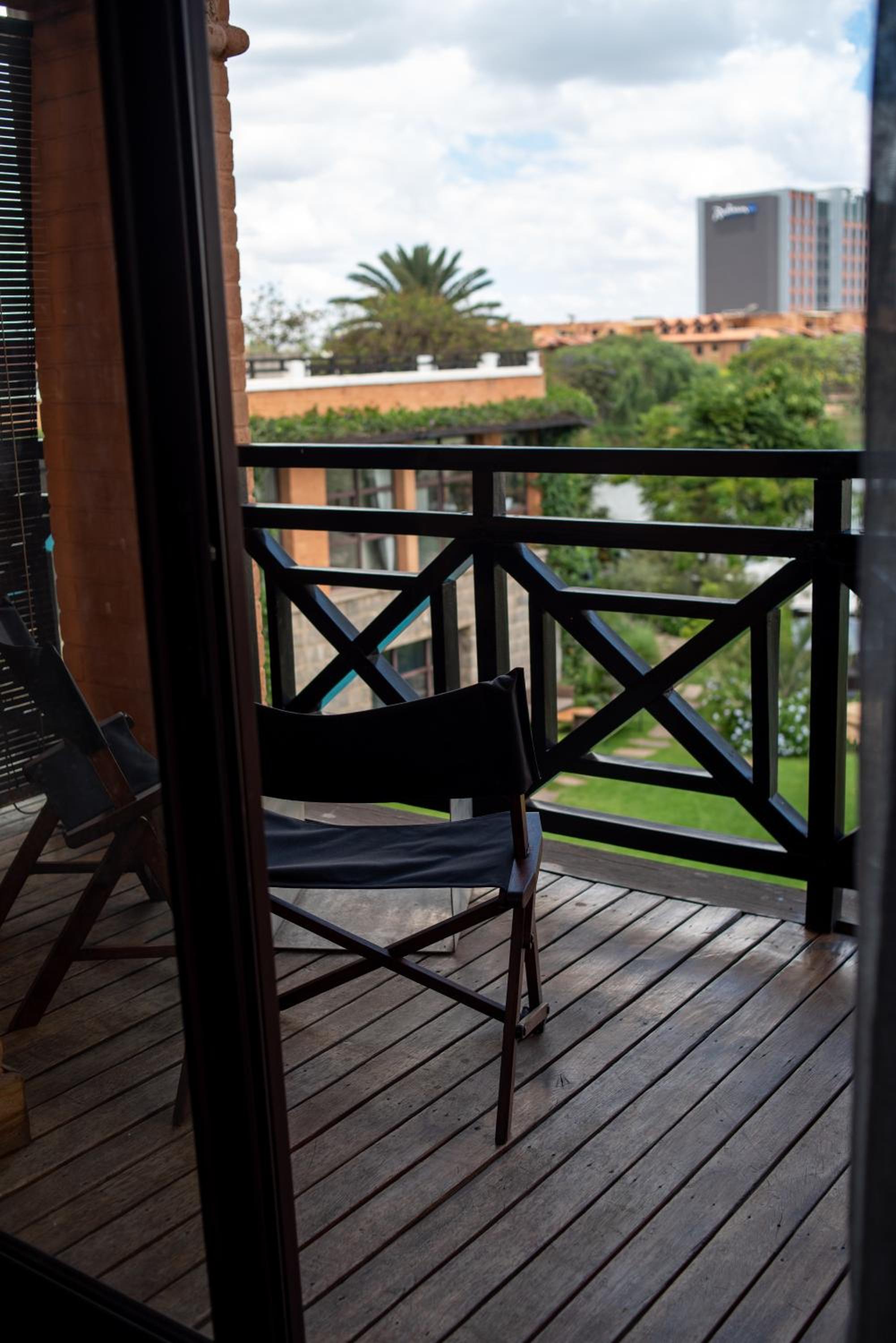 Superior Room with Balcony and Lake View