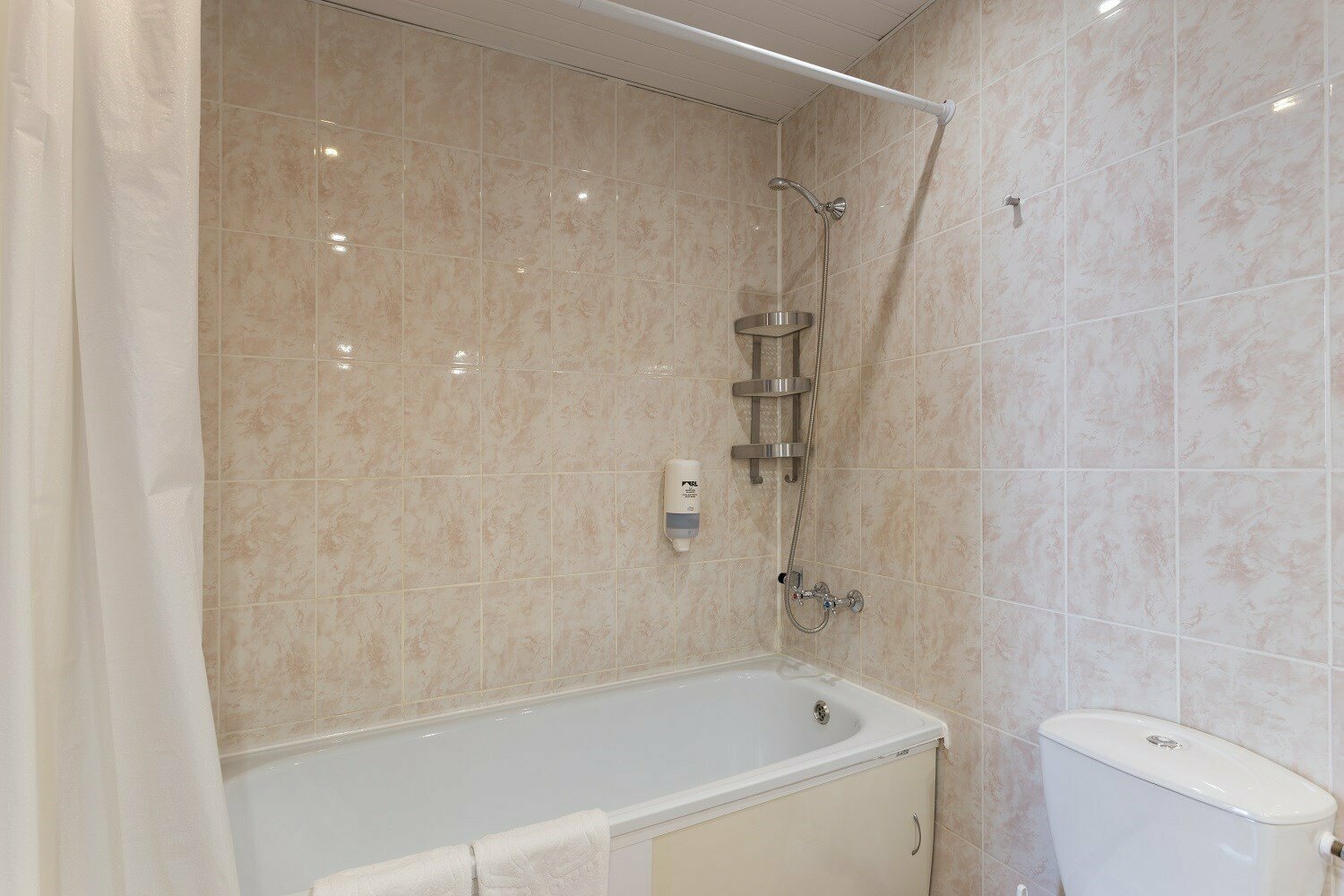 Двухкомнатный с балконом