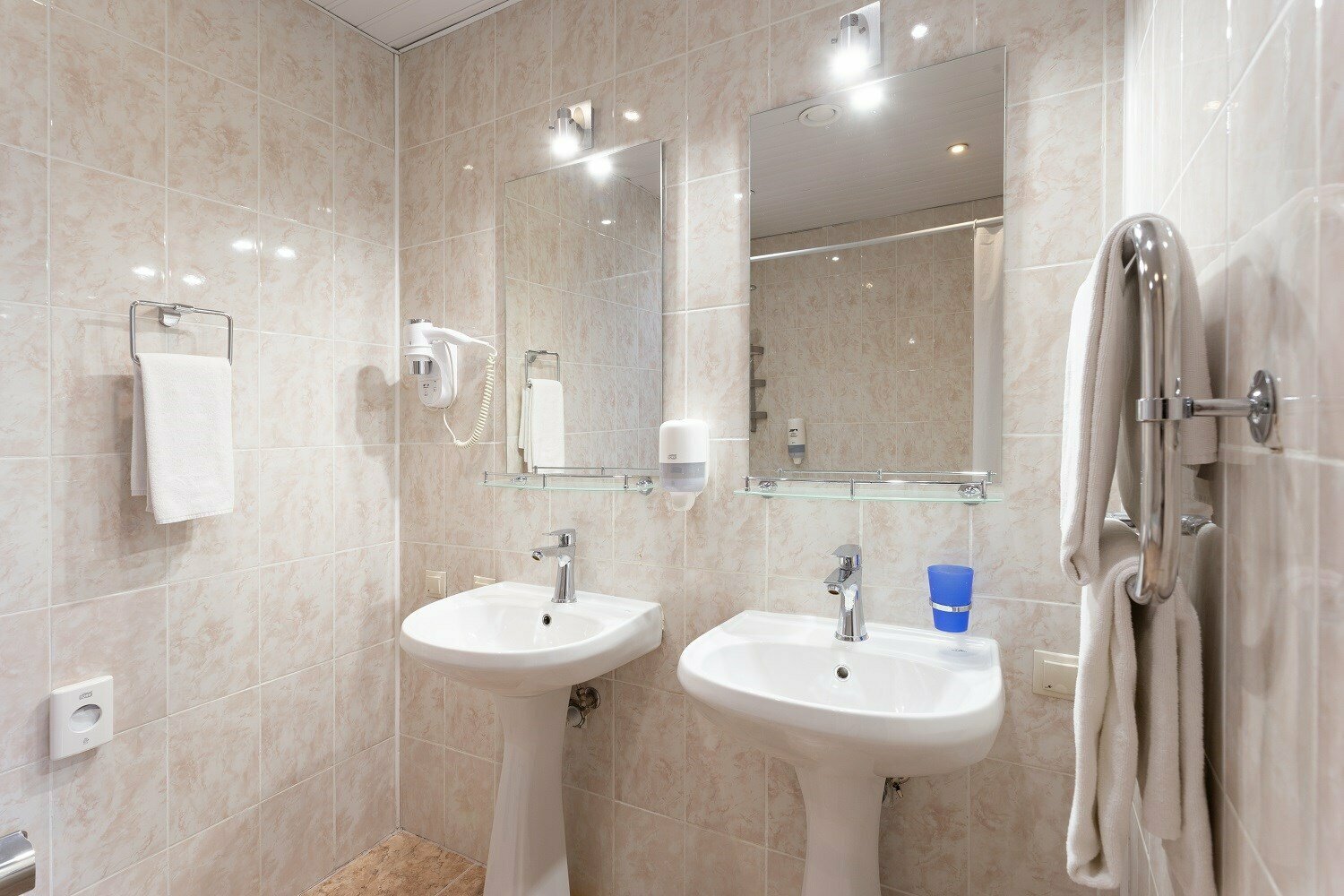 Двухкомнатный без балкона