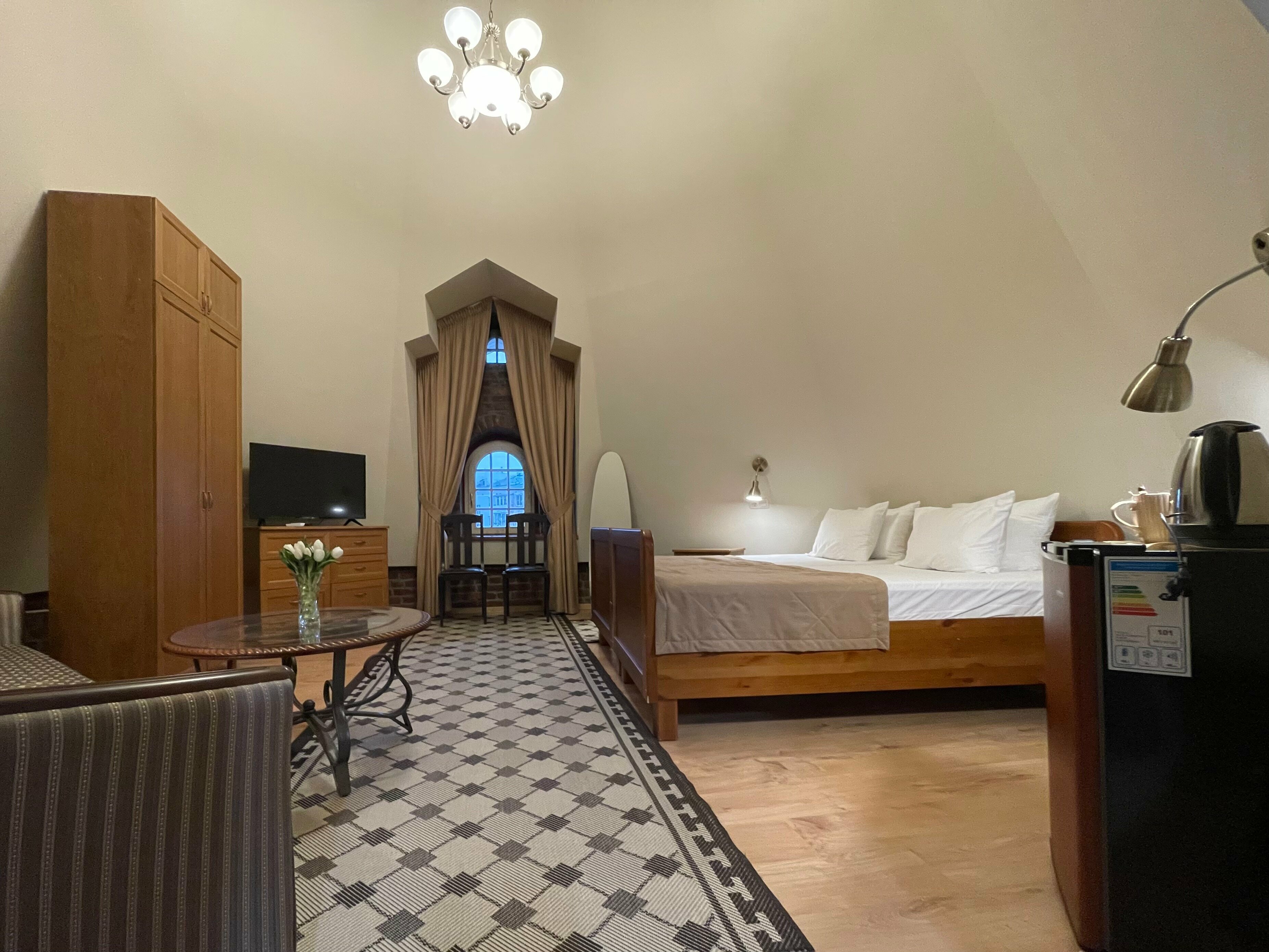 Мансардный полулюкс в башне