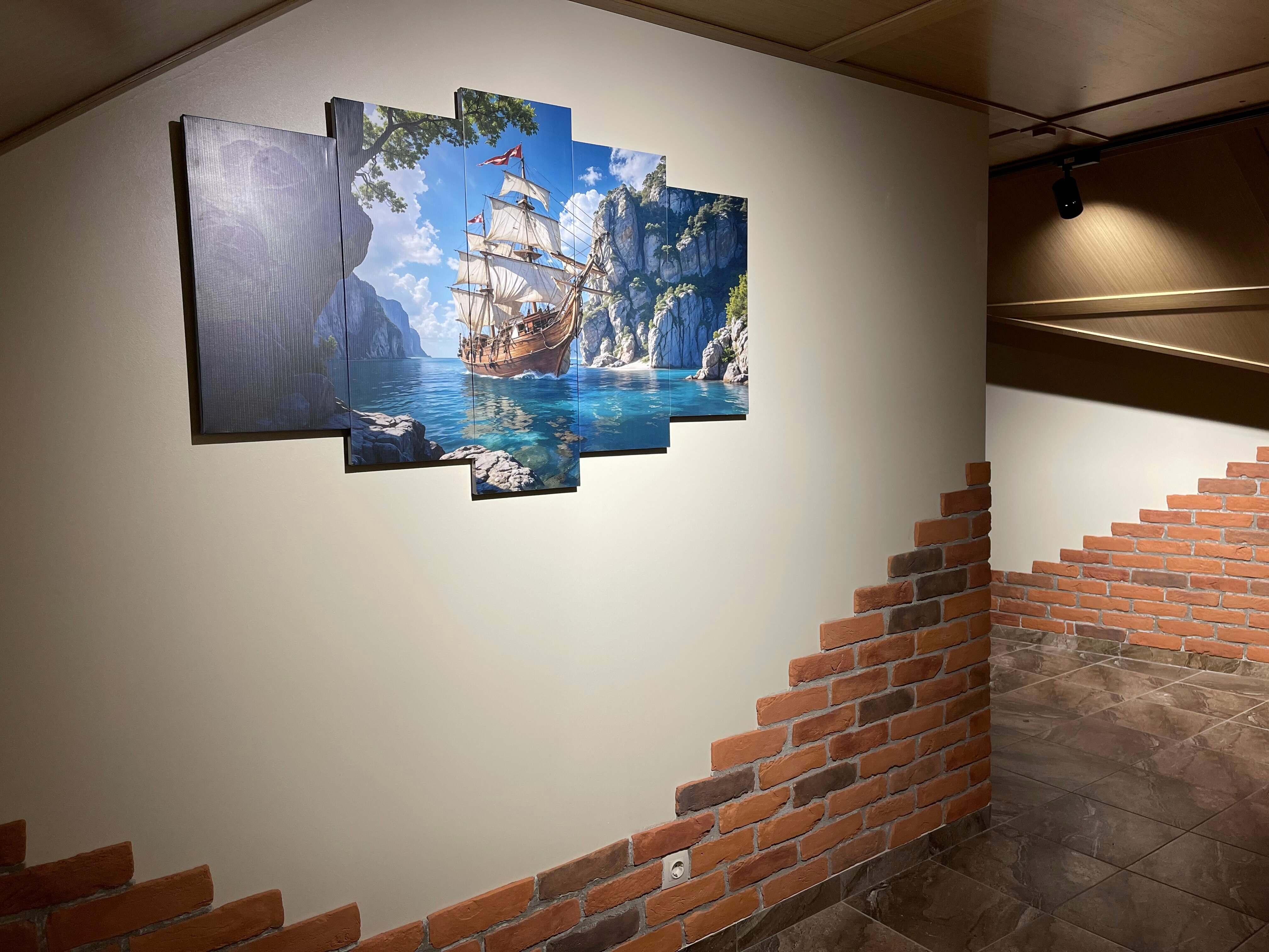 Мансардный полулюкс в башне