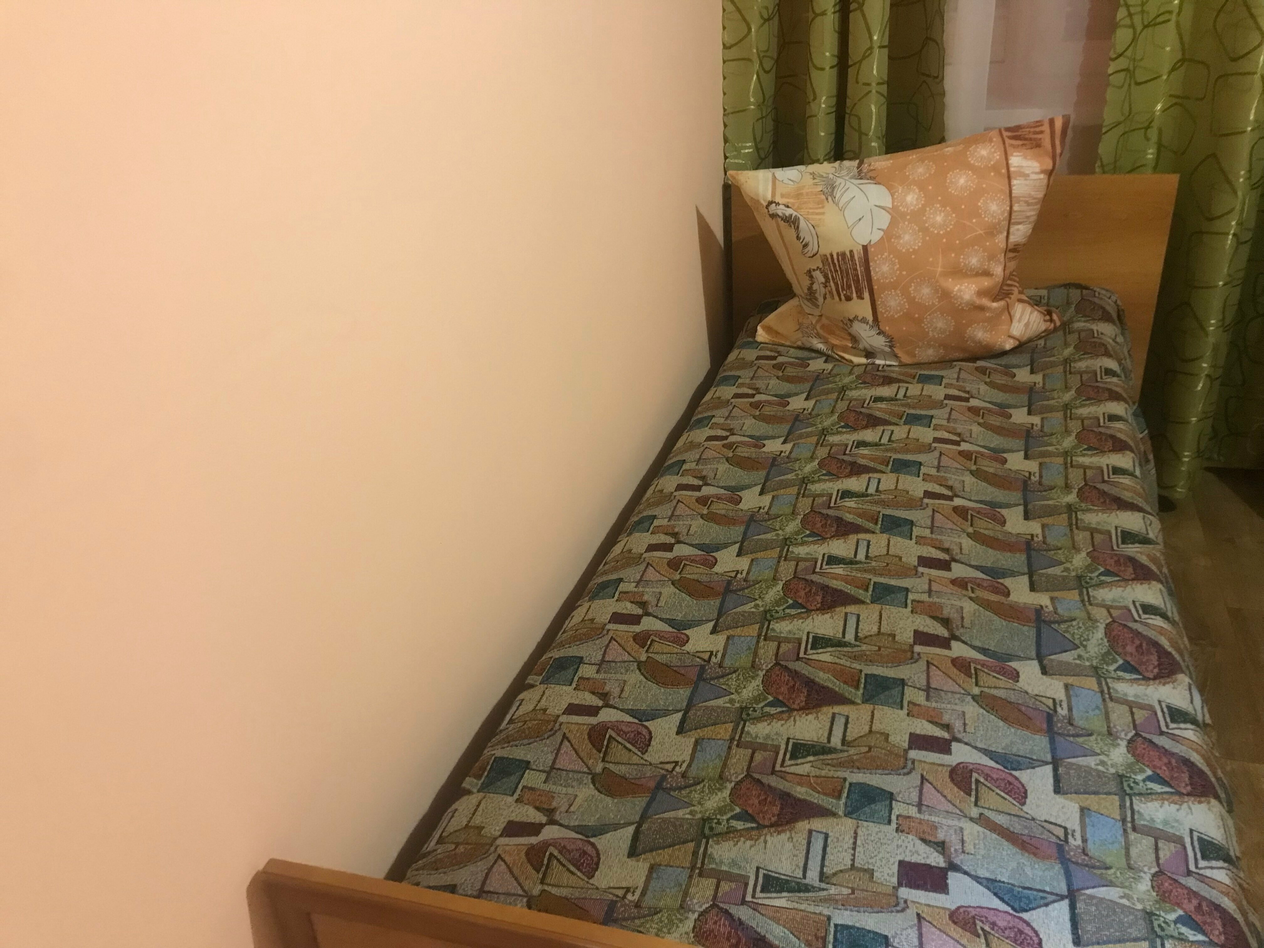 Просторный двухместный номер с 2 отдельными кроватями