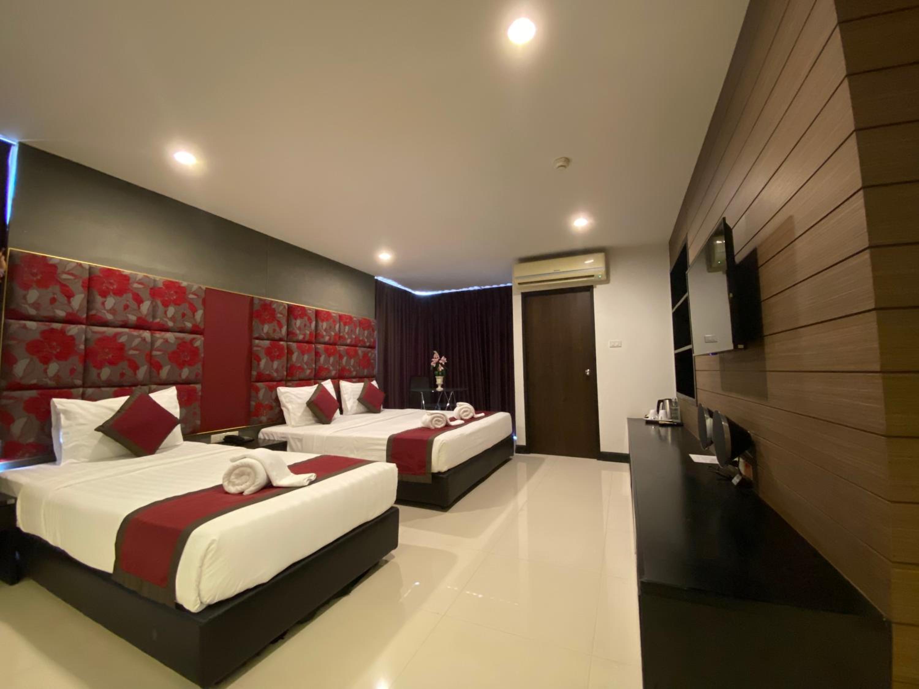 Triple Room with Terrace