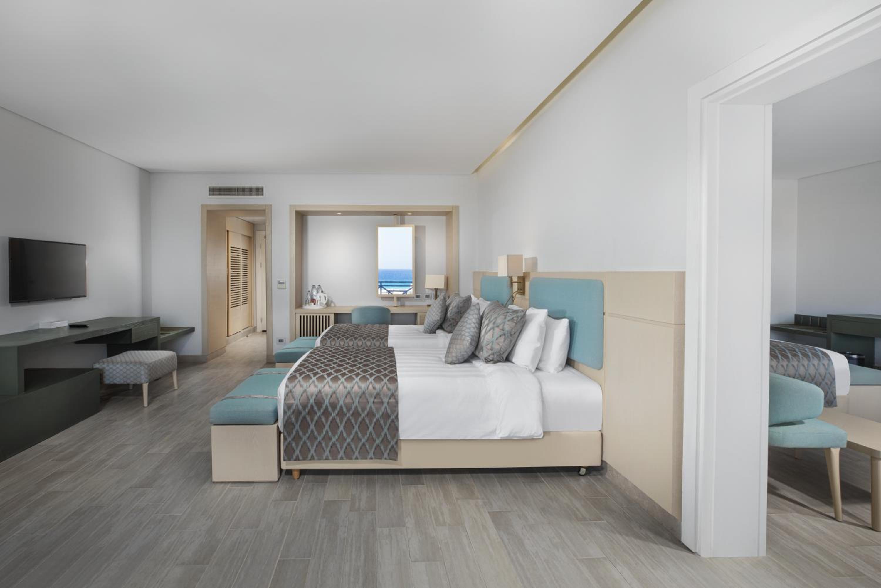 Deluxe Double or Twin Room with Sea View