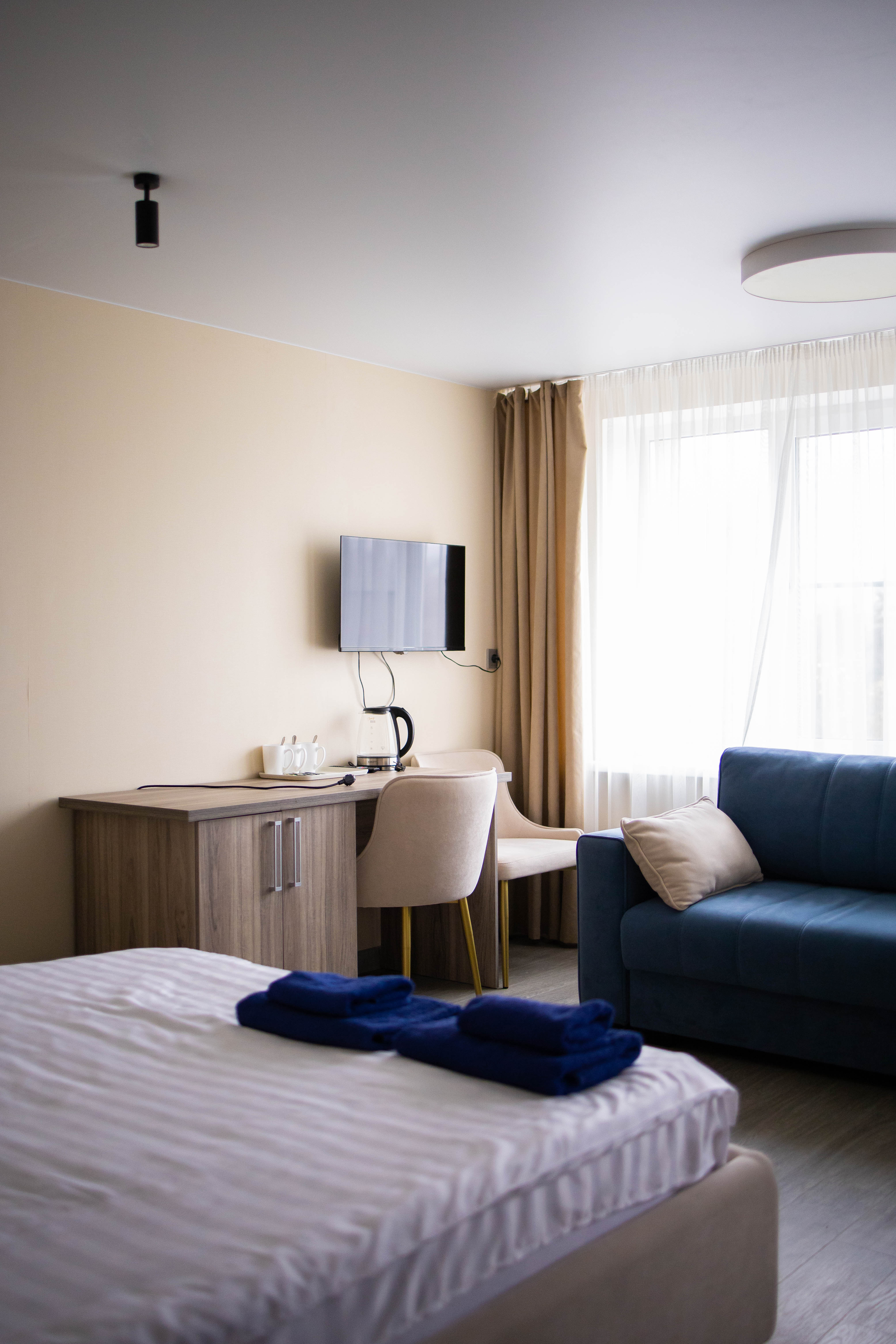 "Джуниор сюит" (Big)