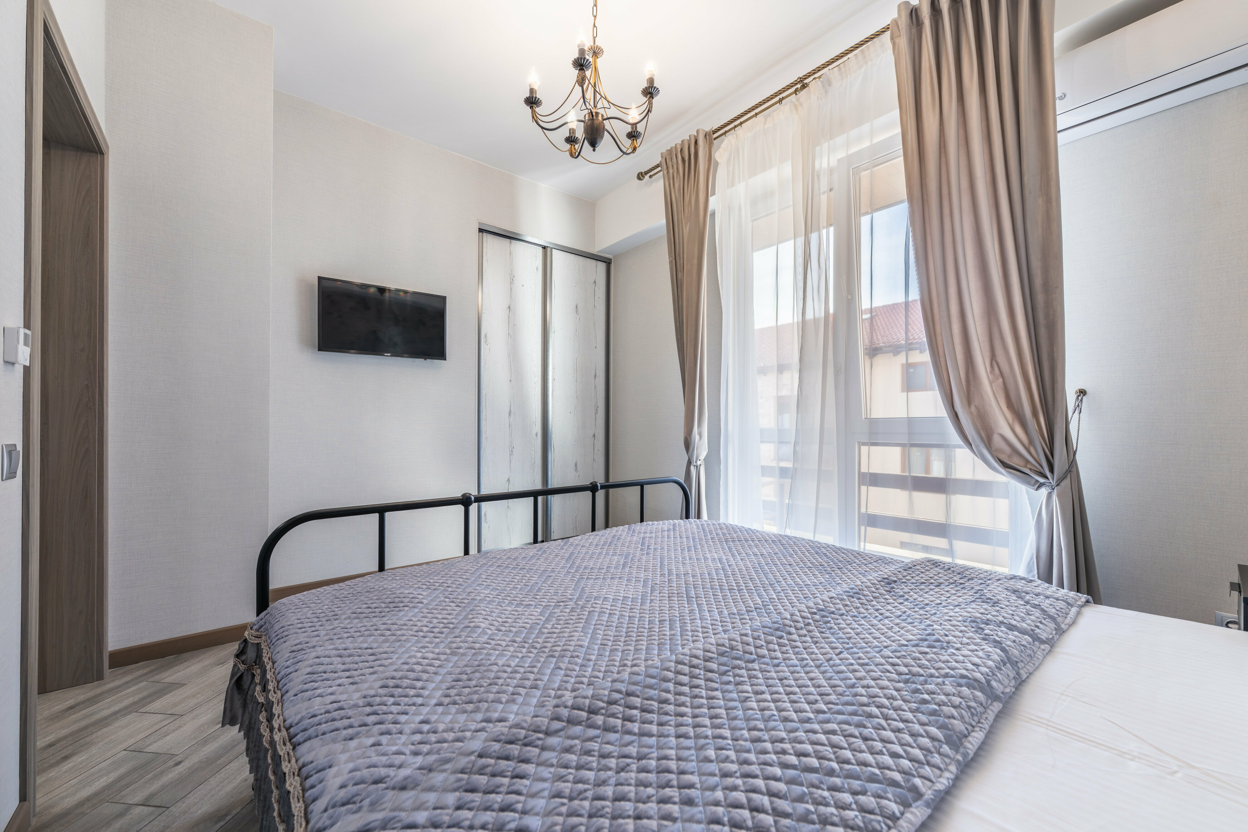 АПАРТАМЕНТЫ «ЗОЛОТЫЕ ЛУЧИ ГОР» |№7 | 3 этаж