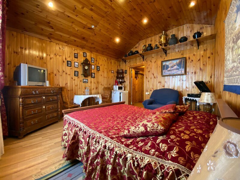 Двухместный номер с 1 кроватью и собственной ванной комнатой