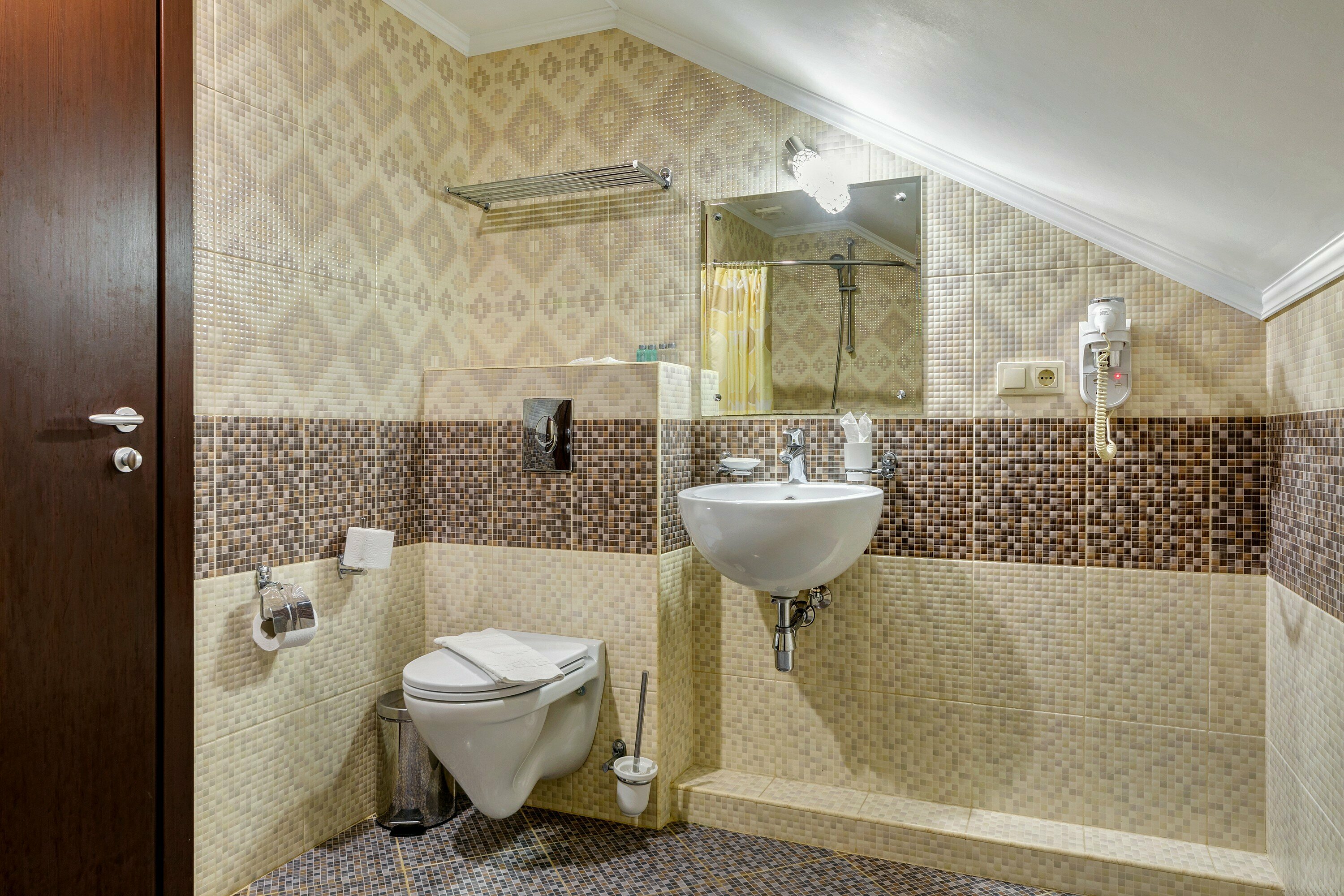 Люкс 2-комнатный на мансарде