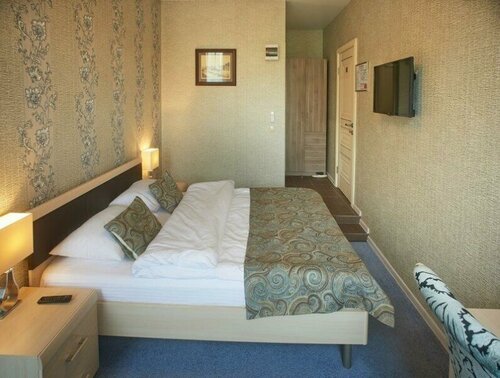 Небольшой двухместный номер с 1 кроватью