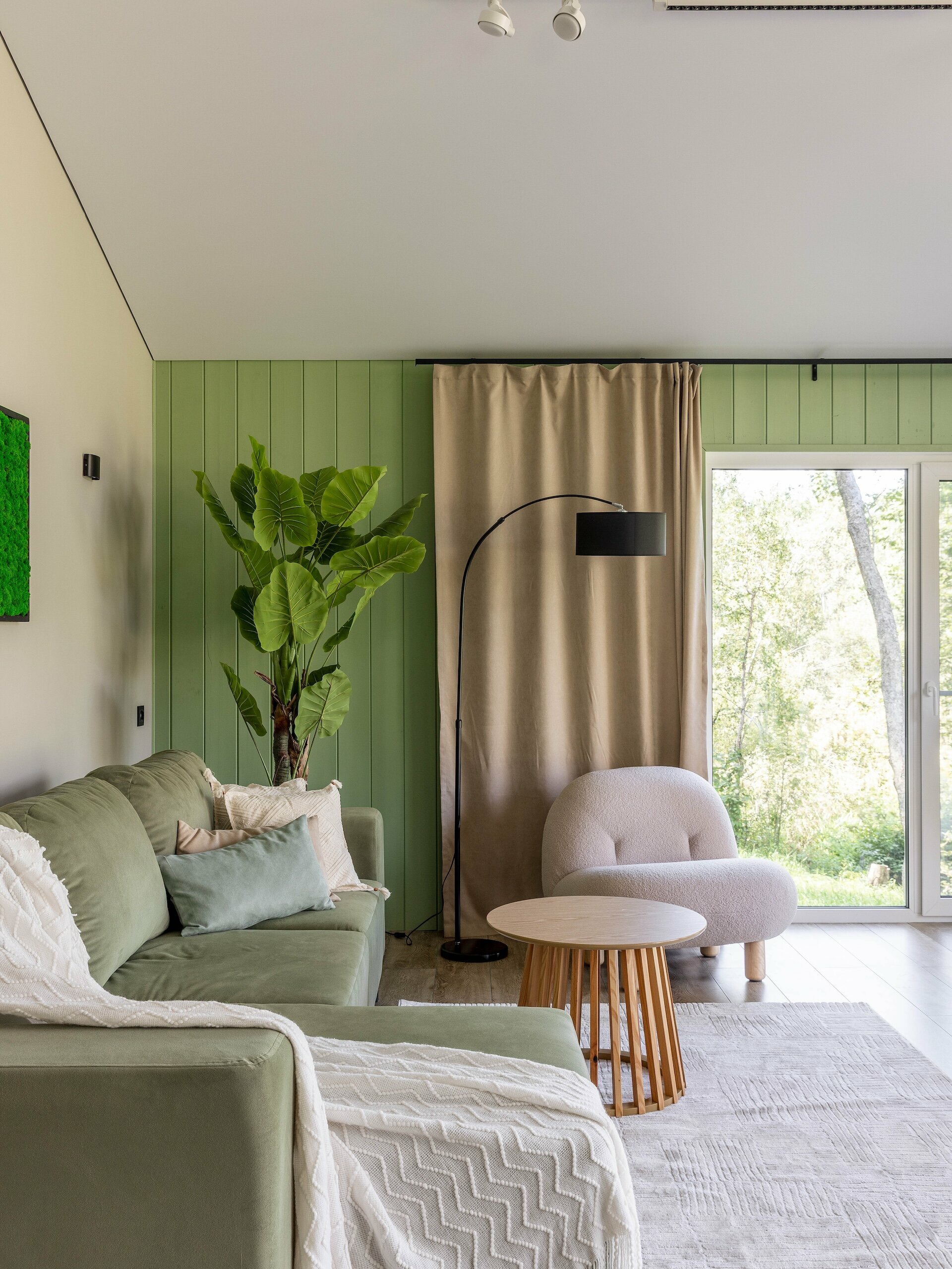 Коттедж в лесу 115м2