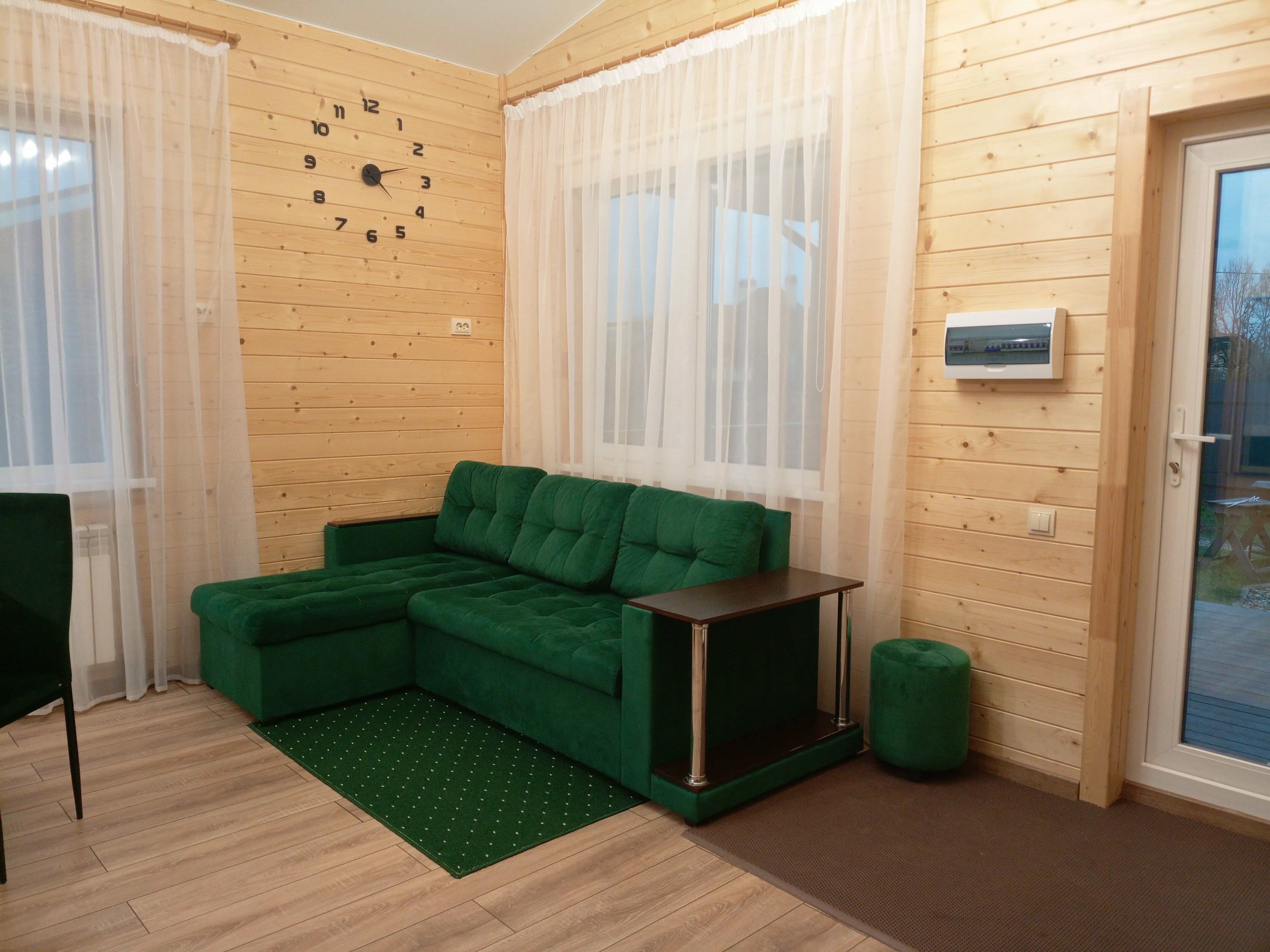 Уютный дом с чаном, 2 спальни, веранда и детские качели