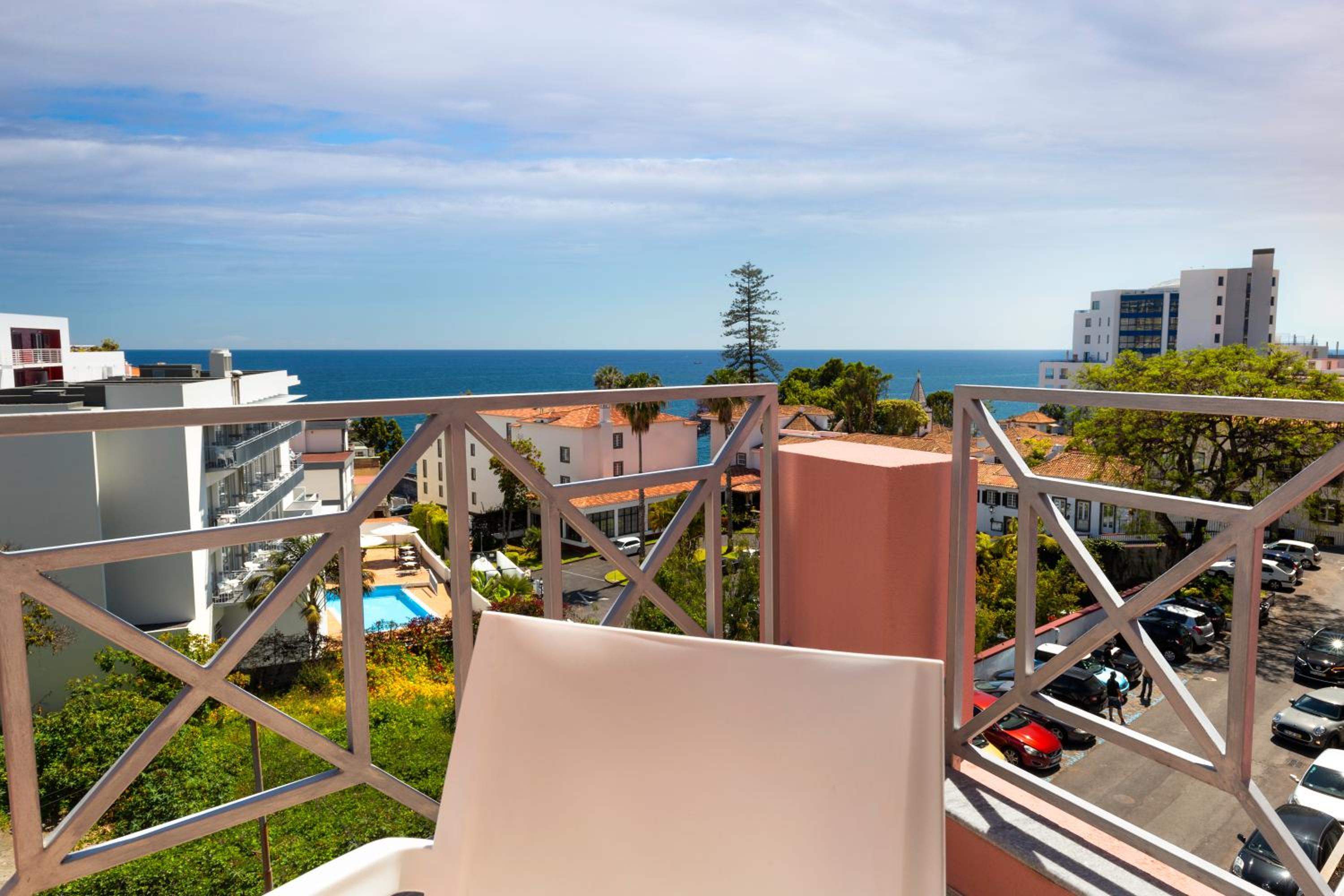 Studio with Sea View